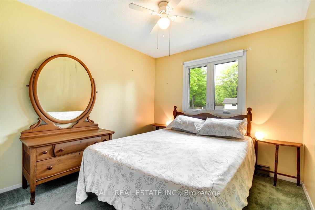 Photo 18 of 29 Forest Hill Road, Bancroft, Bancroft Ward — HOMEH