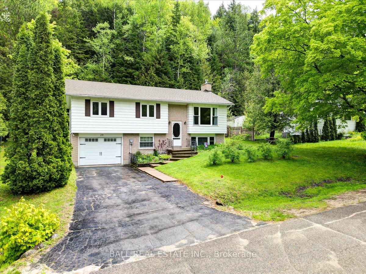 Photo 34 of 29 Forest Hill Road, Bancroft, Bancroft Ward — HOMEH