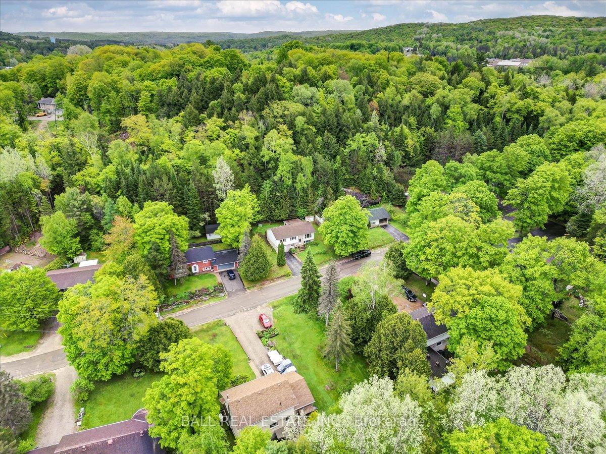 Photo 39 of 29 Forest Hill Road, Bancroft, Bancroft Ward — HOMEH