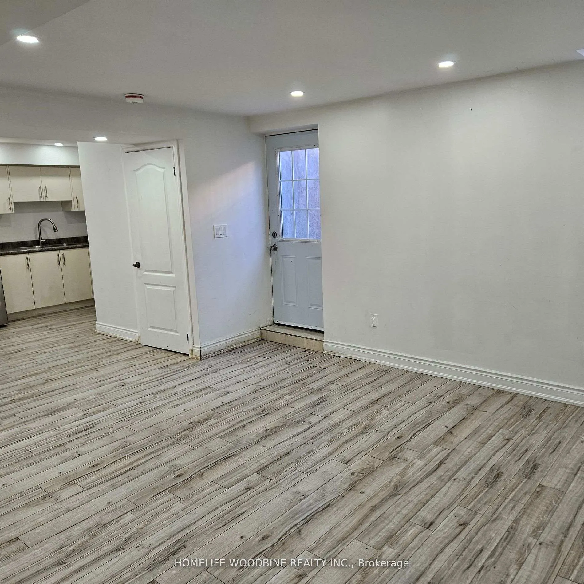 Photo 4 of 109 Josephine Road, Vaughan, Vellore Village — HOMEH
