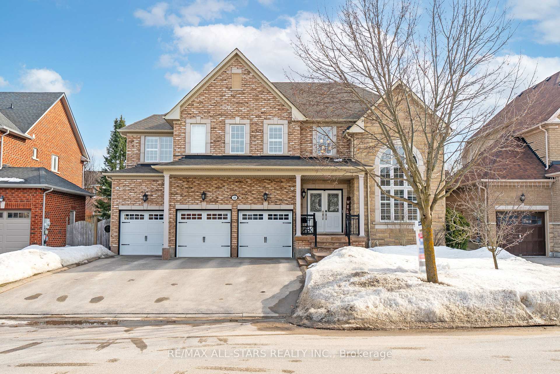 Photo 1 of 48 Rosena Lane, Uxbridge — HOMEH