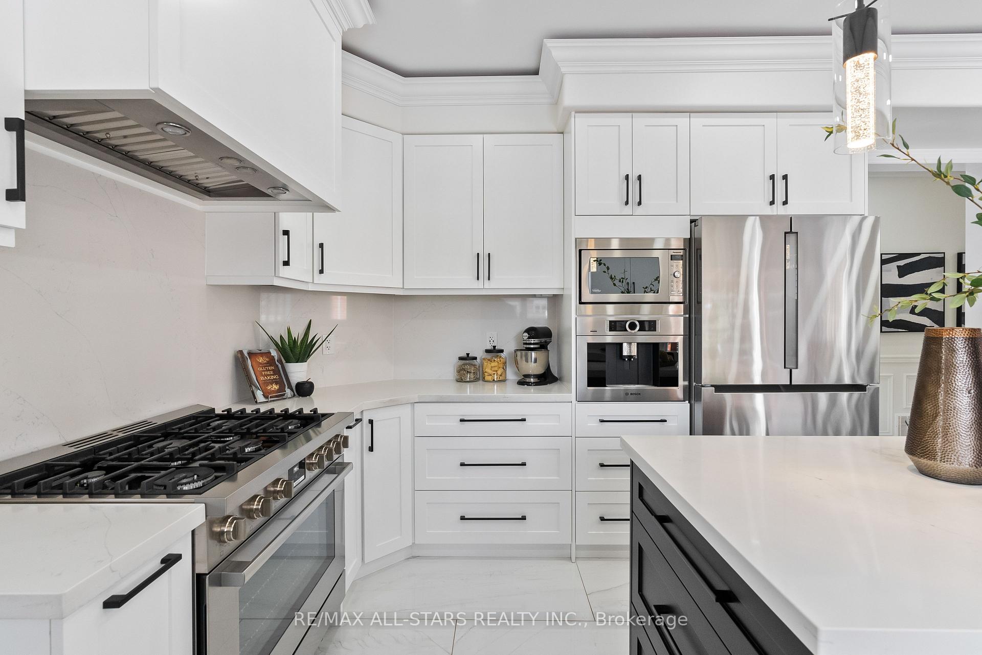 Photo 10 of 48 Rosena Lane, Uxbridge — HOMEH