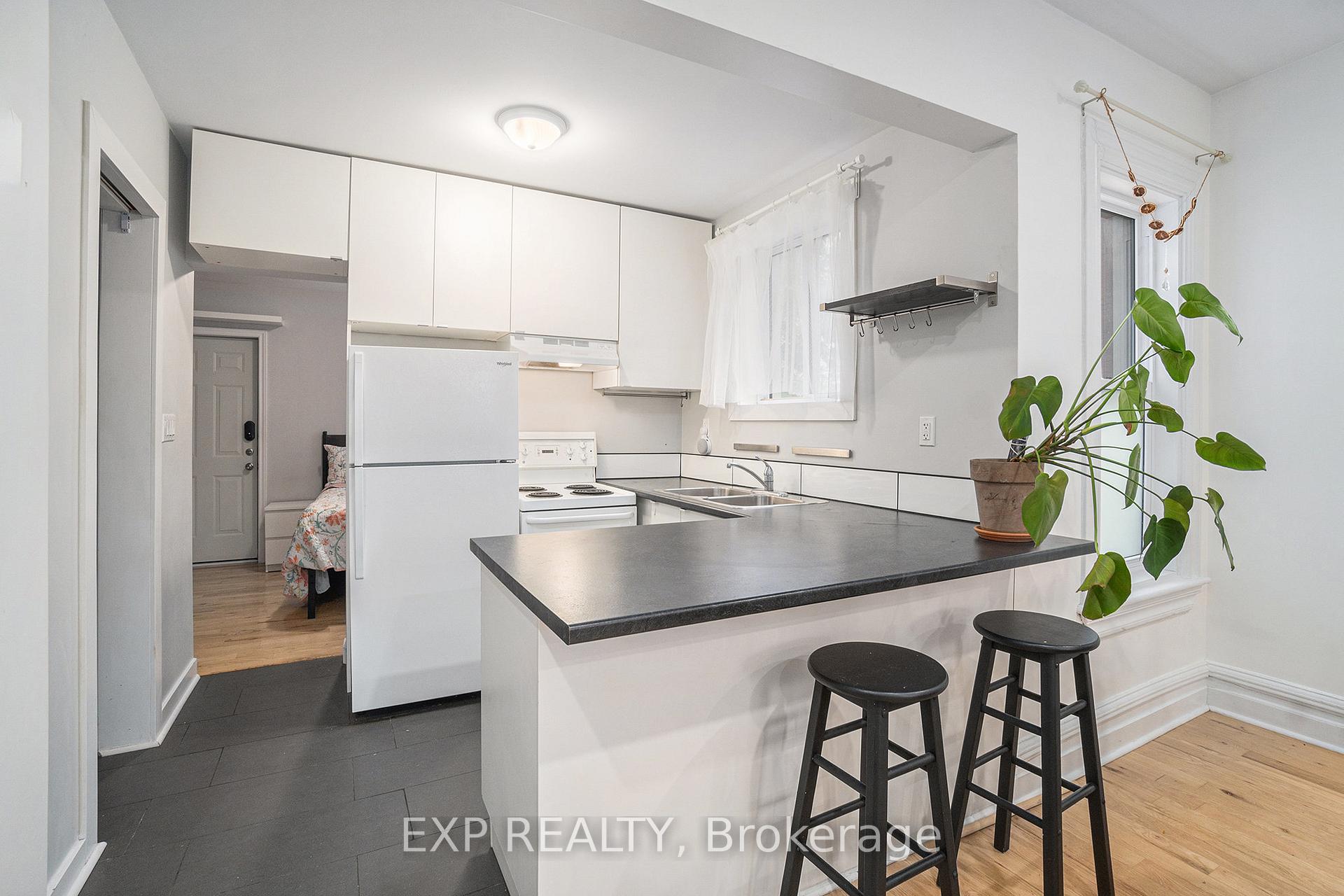 Photo 8 of 48 Bell Street N, Ottawa, West Centre Town — HOMEH