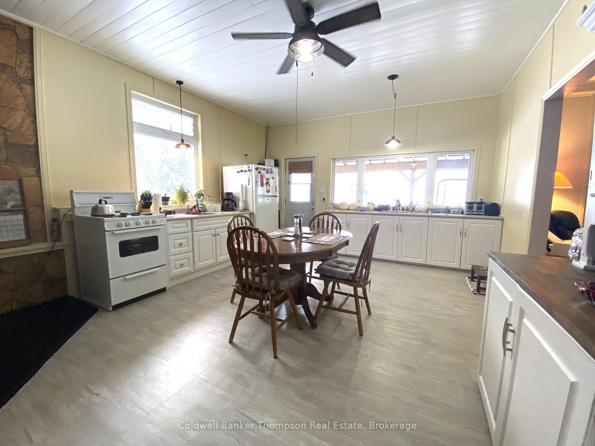 Photo 25 of 175 West Point Drive, Armour — HOMEH