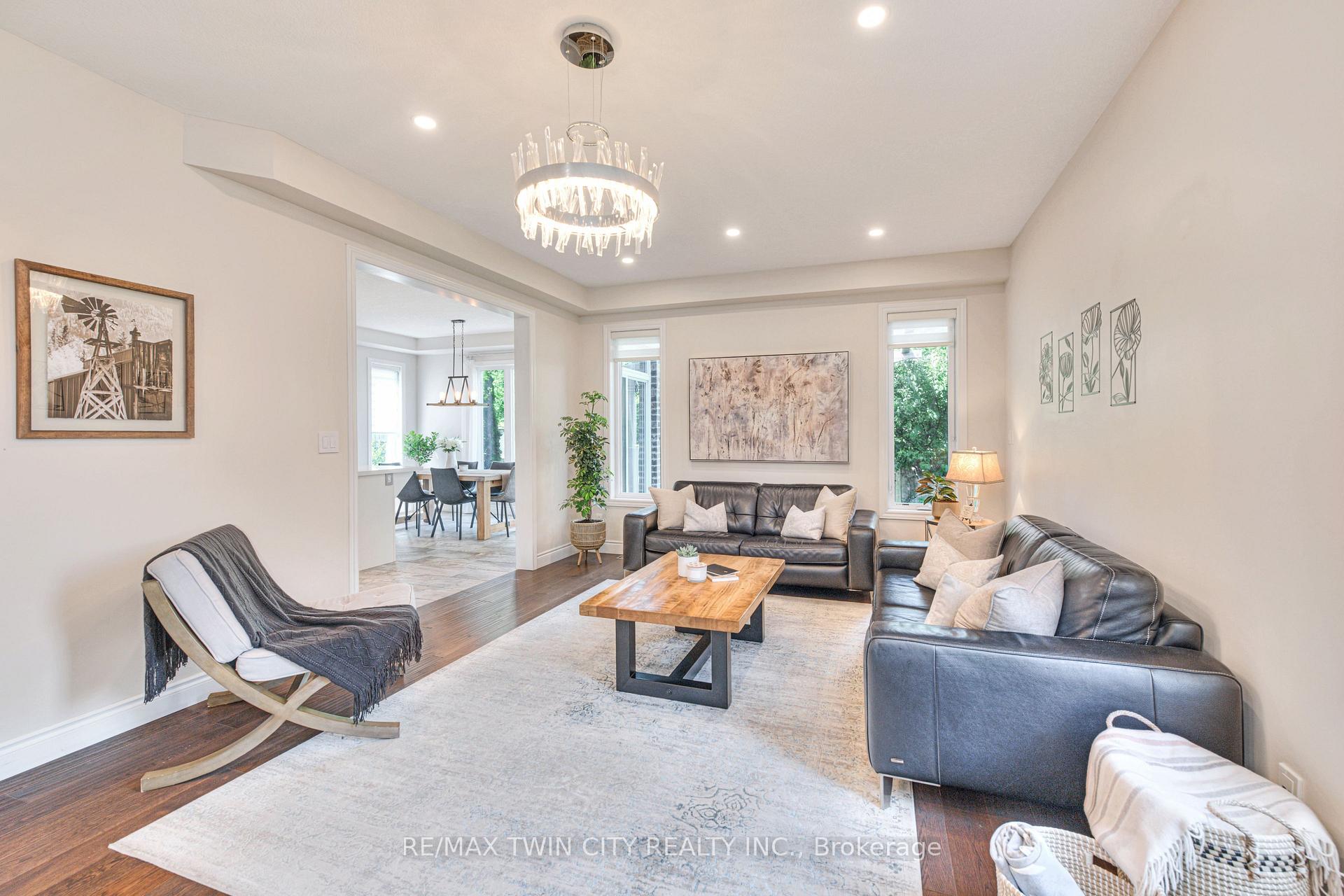 Photo 12 of 451 Twinleaf Street, Waterloo — HOMEH