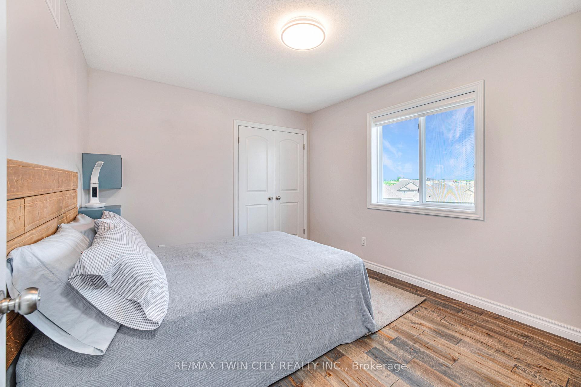 Photo 27 of 451 Twinleaf Street, Waterloo — HOMEH
