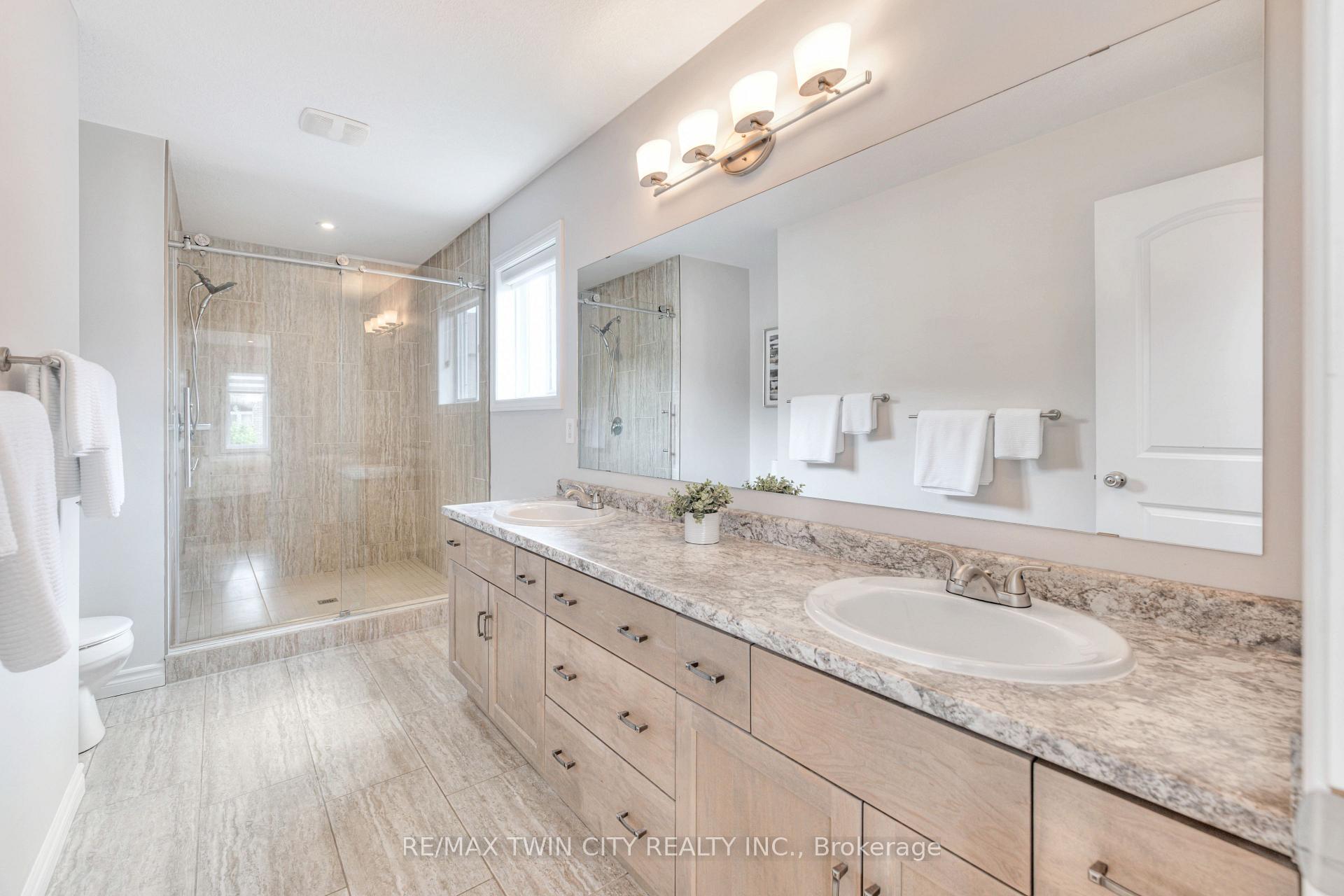 Photo 35 of 451 Twinleaf Street, Waterloo — HOMEH