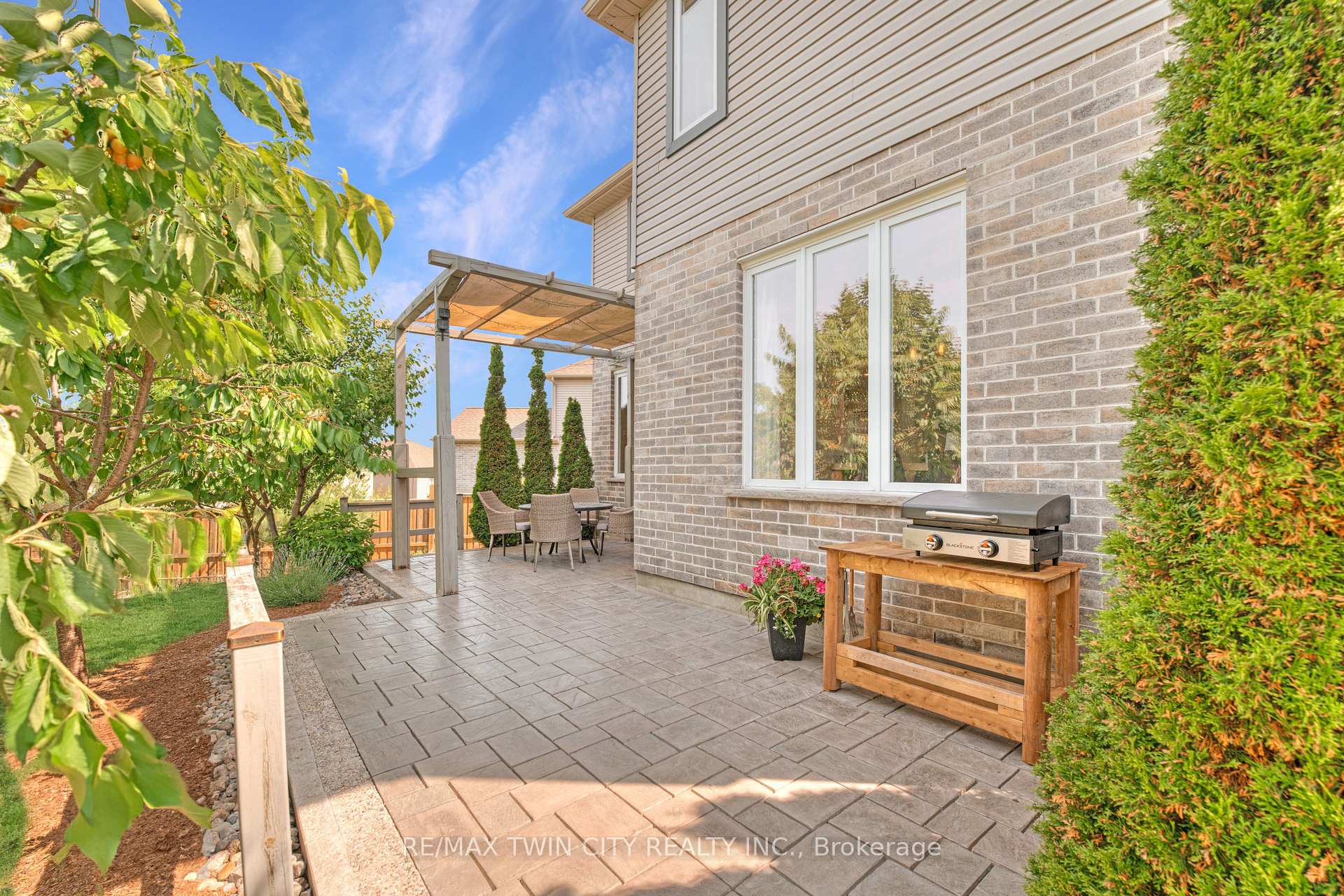 Photo 41 of 451 Twinleaf Street, Waterloo — HOMEH