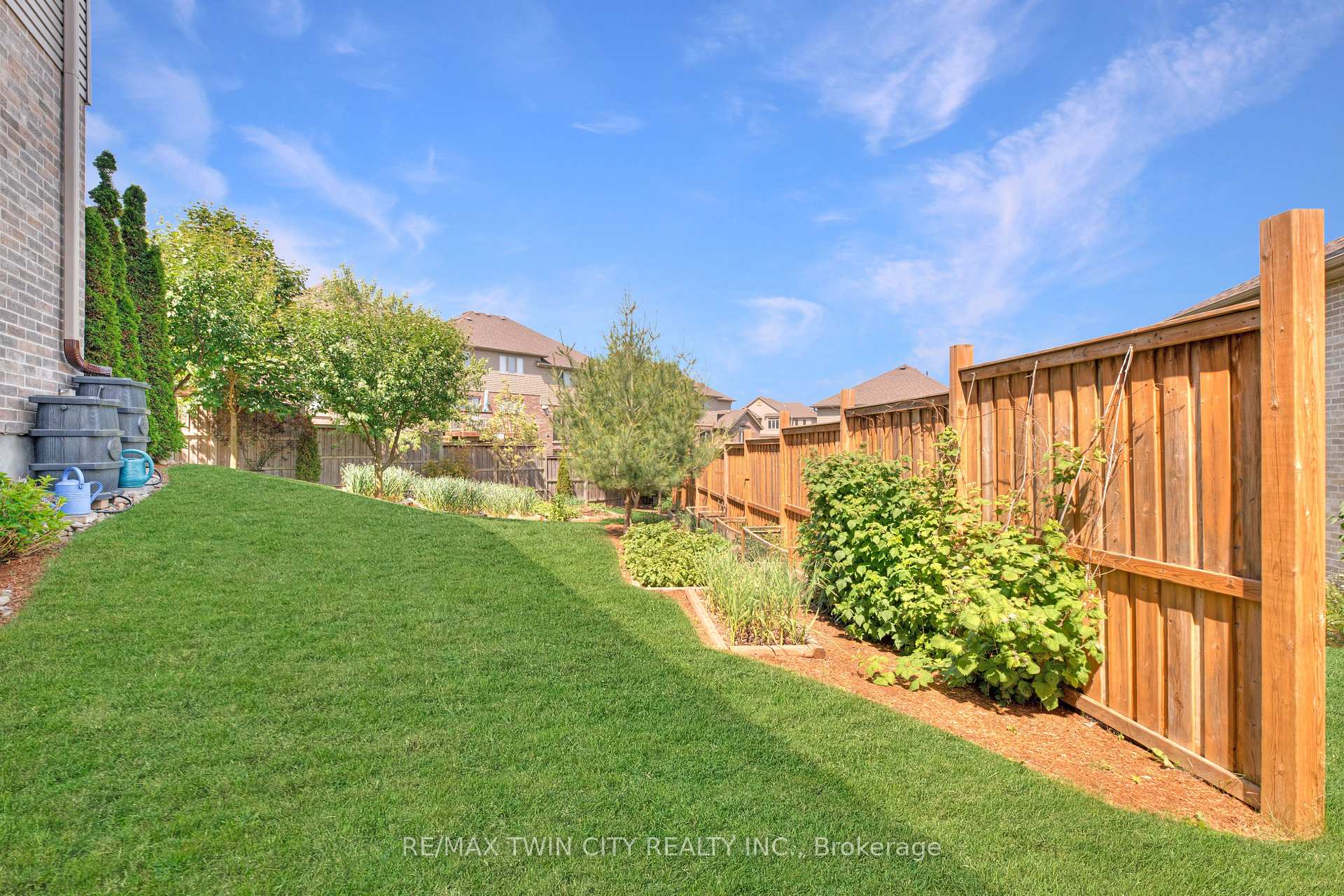 Photo 45 of 451 Twinleaf Street, Waterloo — HOMEH