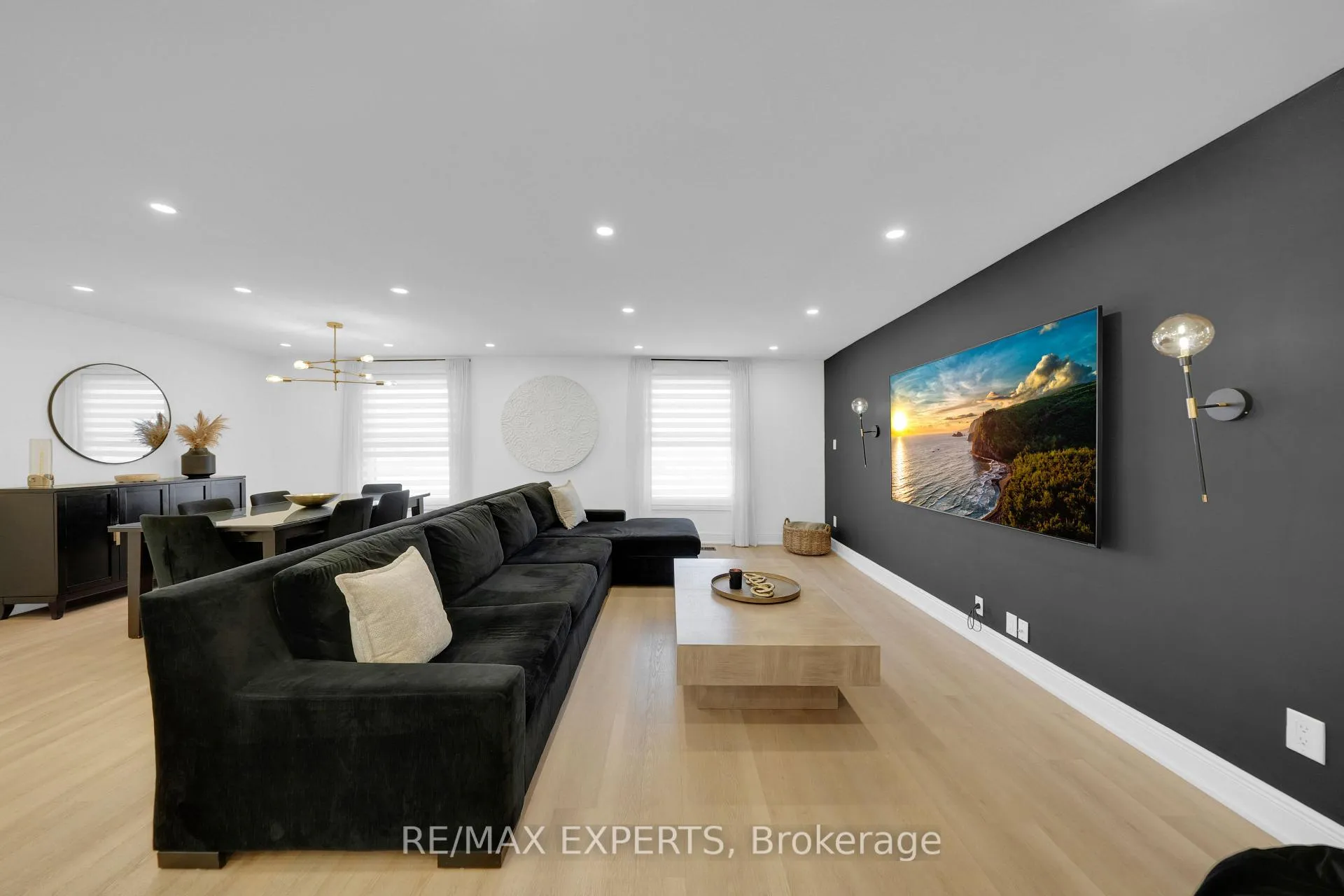 Photo 13 of 351 Hersey Crescent, Caledon, Bolton North — HOMEH