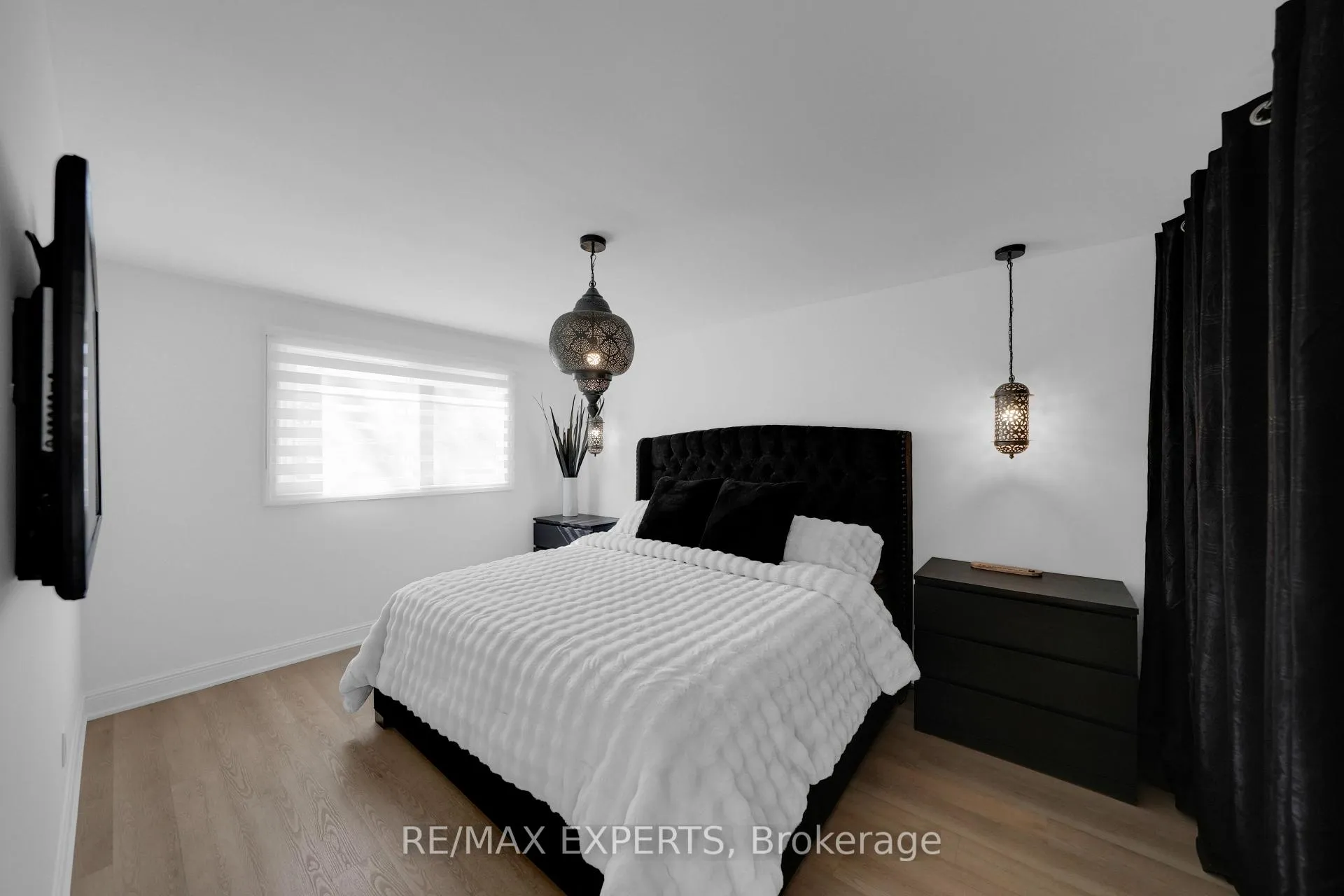 Photo 16 of 351 Hersey Crescent, Caledon, Bolton North — HOMEH