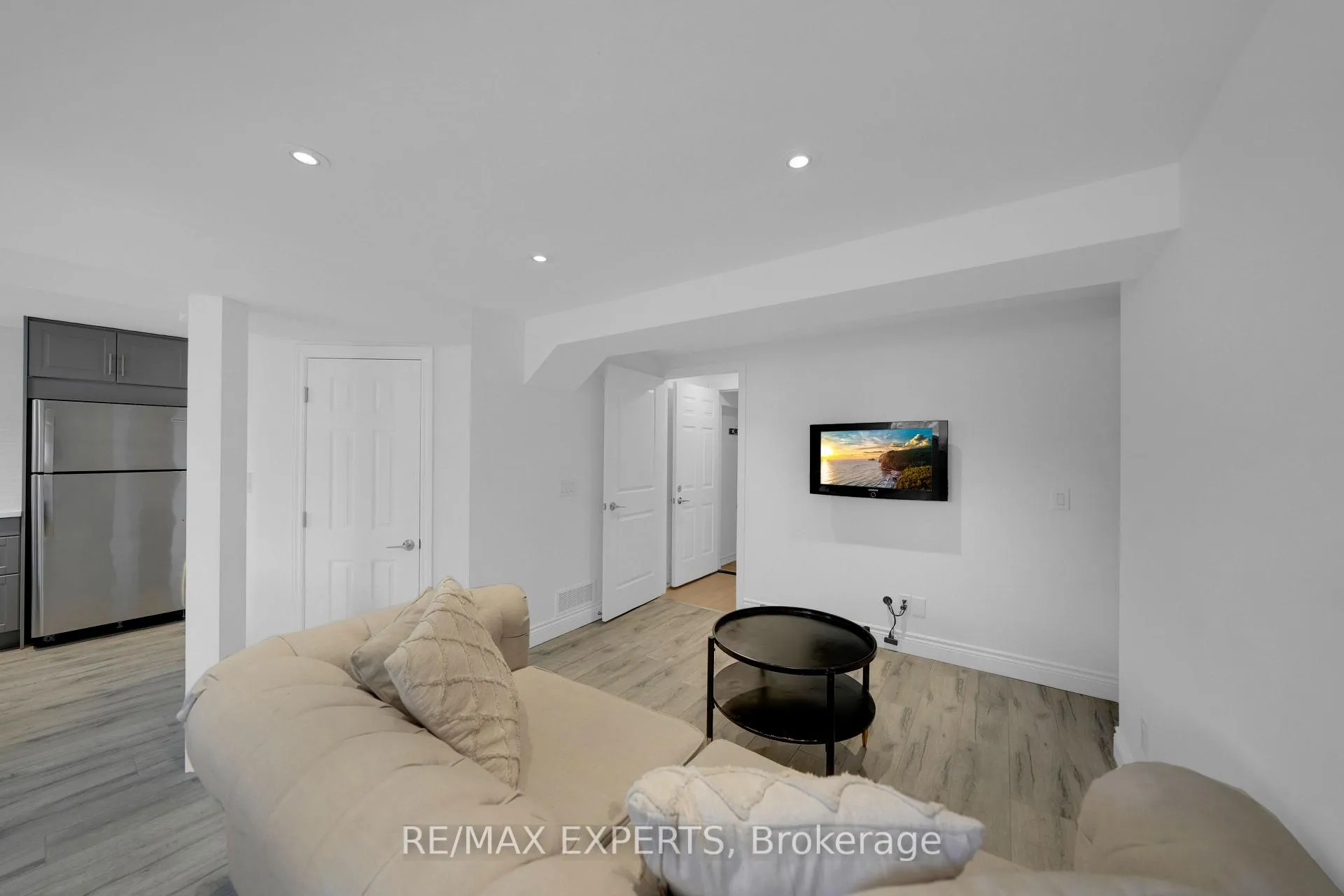 Photo 36 of 351 Hersey Crescent, Caledon, Bolton North — HOMEH
