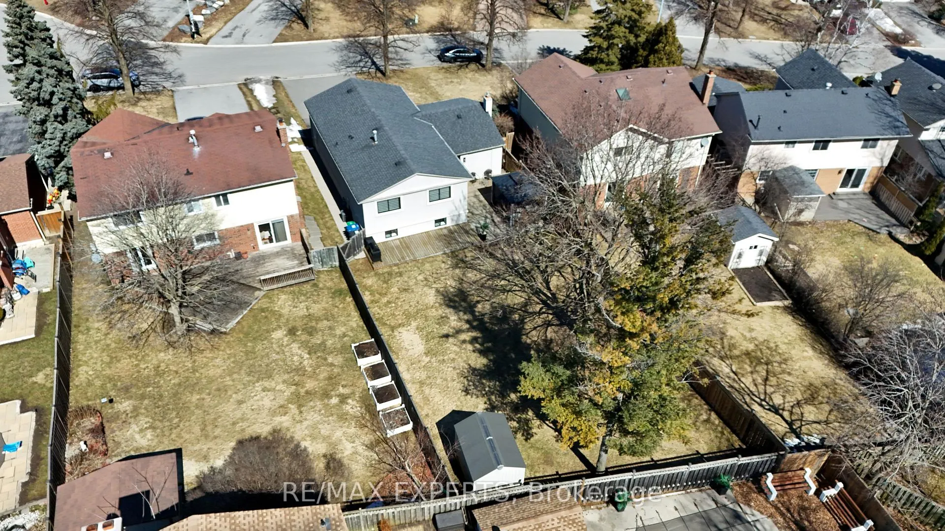 Photo 46 of 351 Hersey Crescent, Caledon, Bolton North — HOMEH