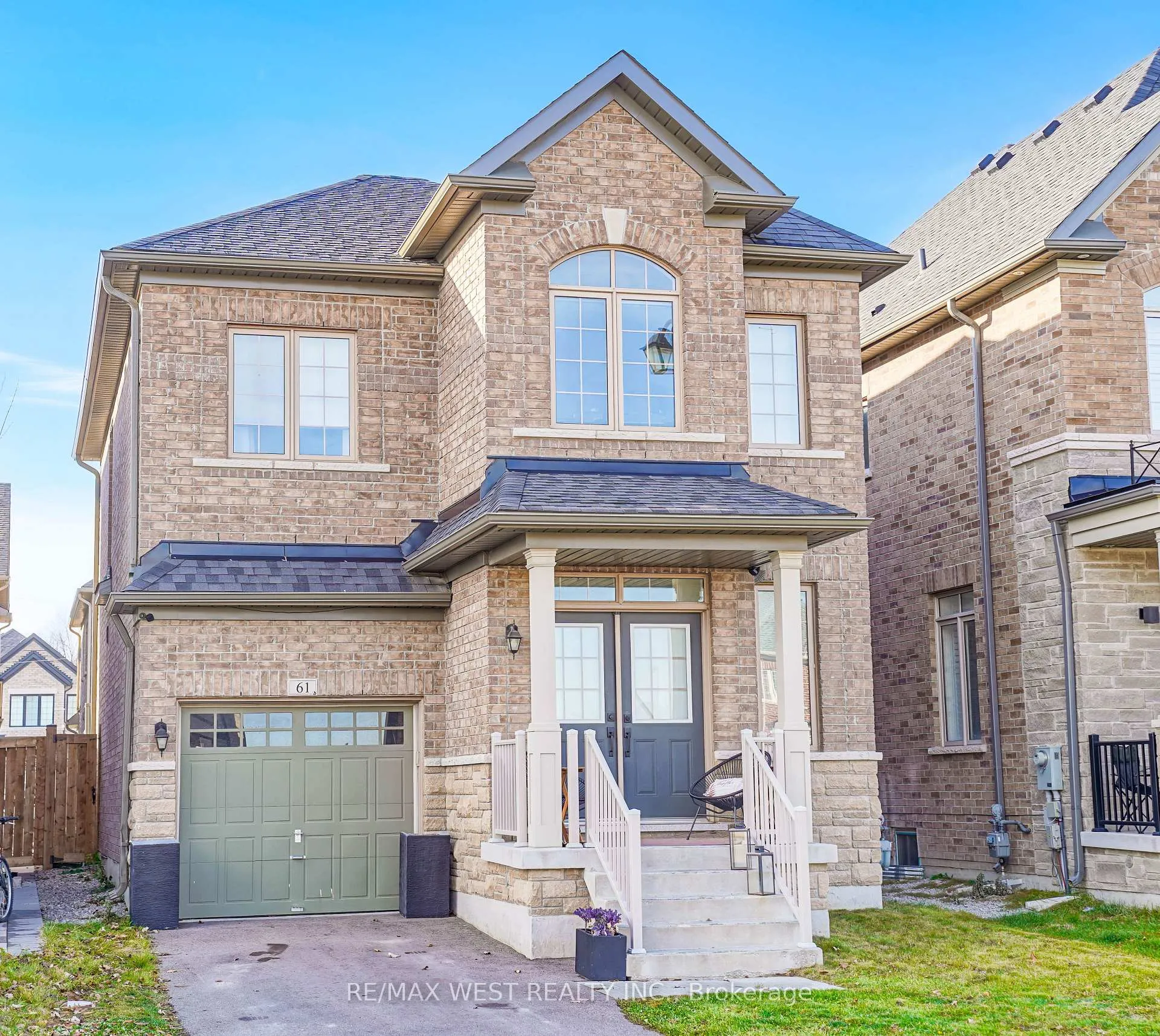 Photo 1 of 61 Bellefond Street, Vaughan, Kleinburg — HOMEH