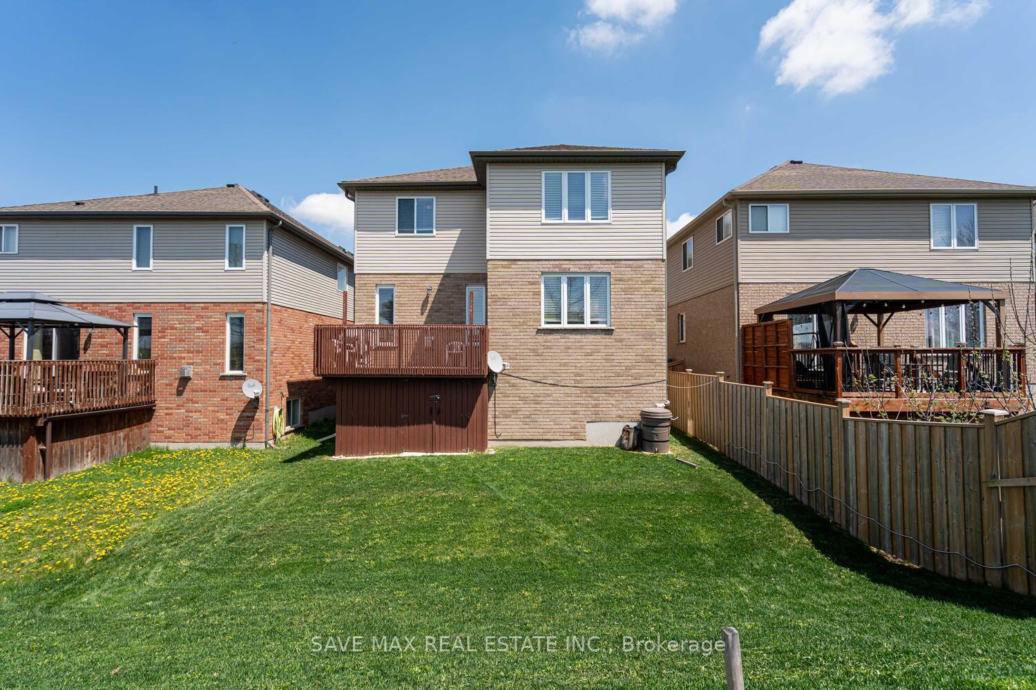 Photo 29 of 315 Thornhill Place, Waterloo — HOMEH