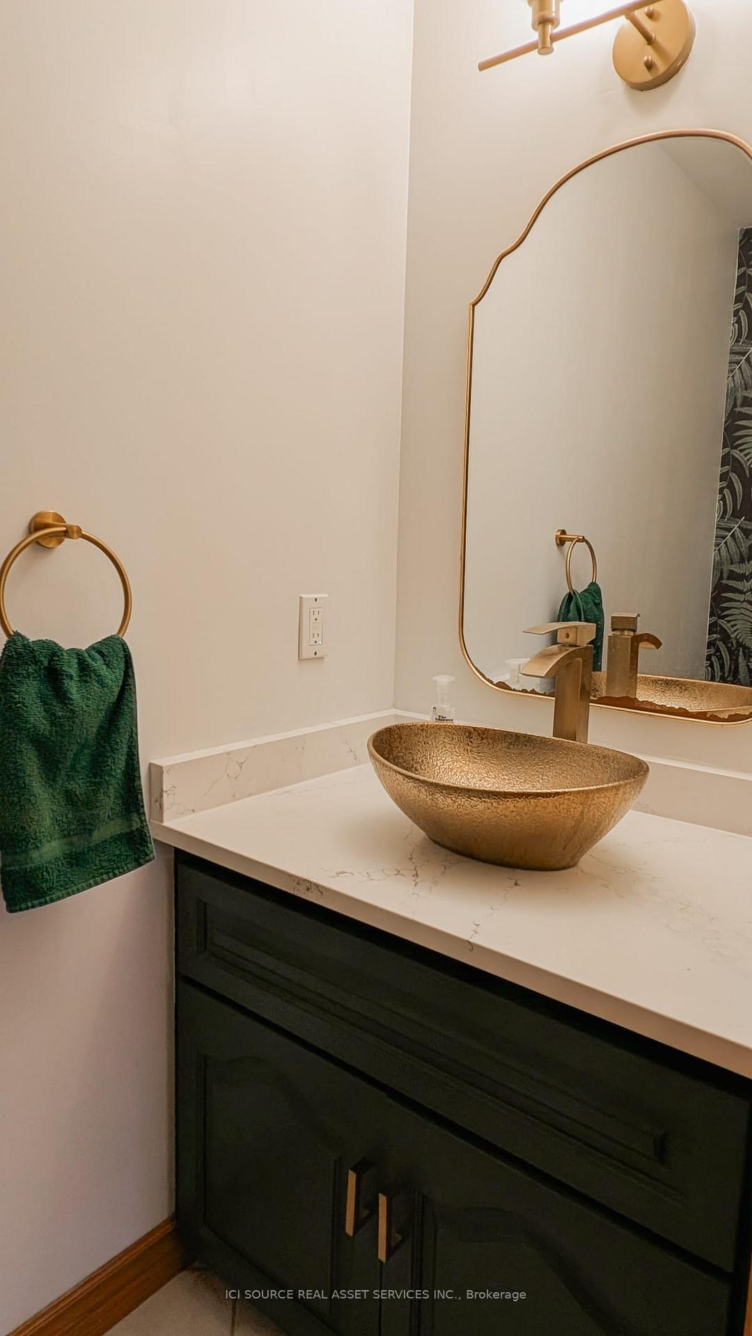 Photo 10 of 361 Westridge Drive, Waterloo, Maple Hills — HOMEH
