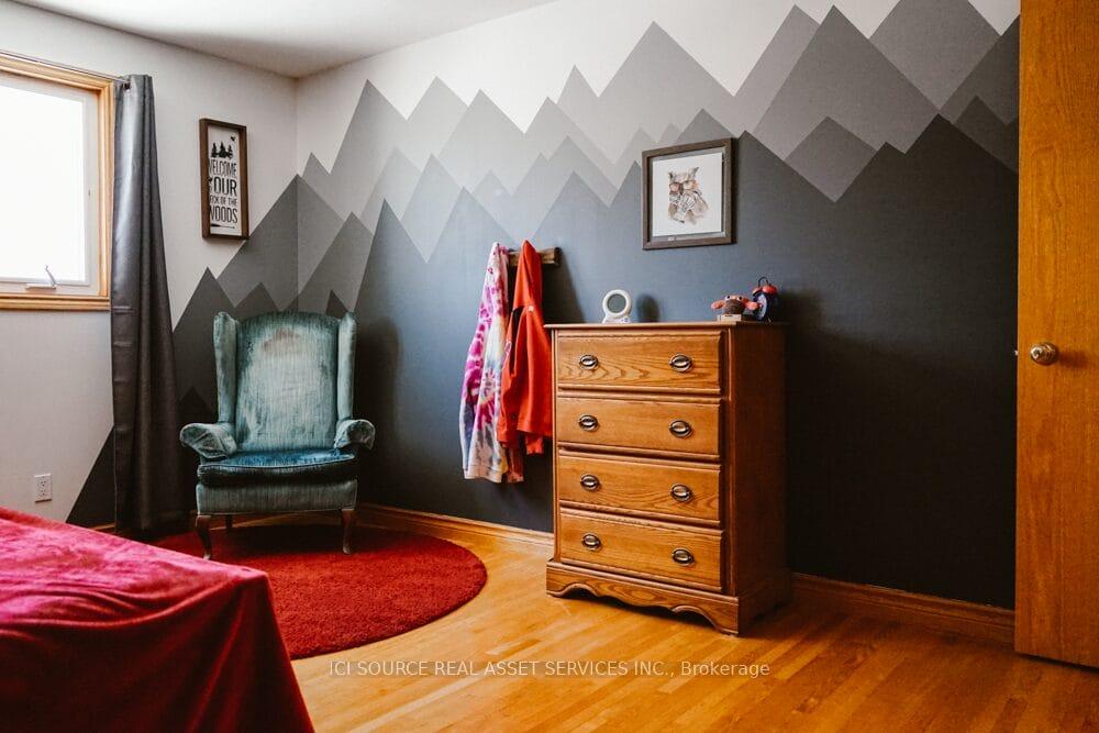 Photo 17 of 361 Westridge Drive, Waterloo, Maple Hills — HOMEH