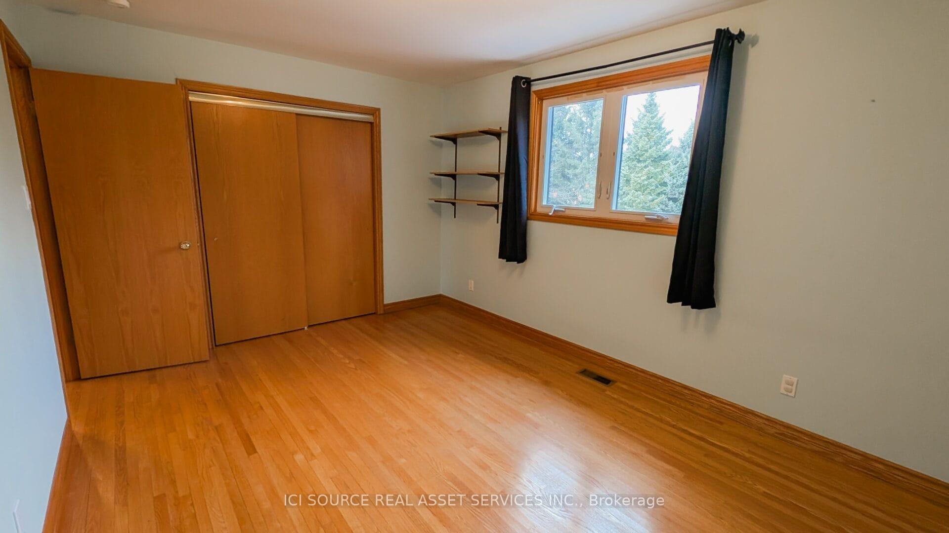 Photo 18 of 361 Westridge Drive, Waterloo, Maple Hills — HOMEH