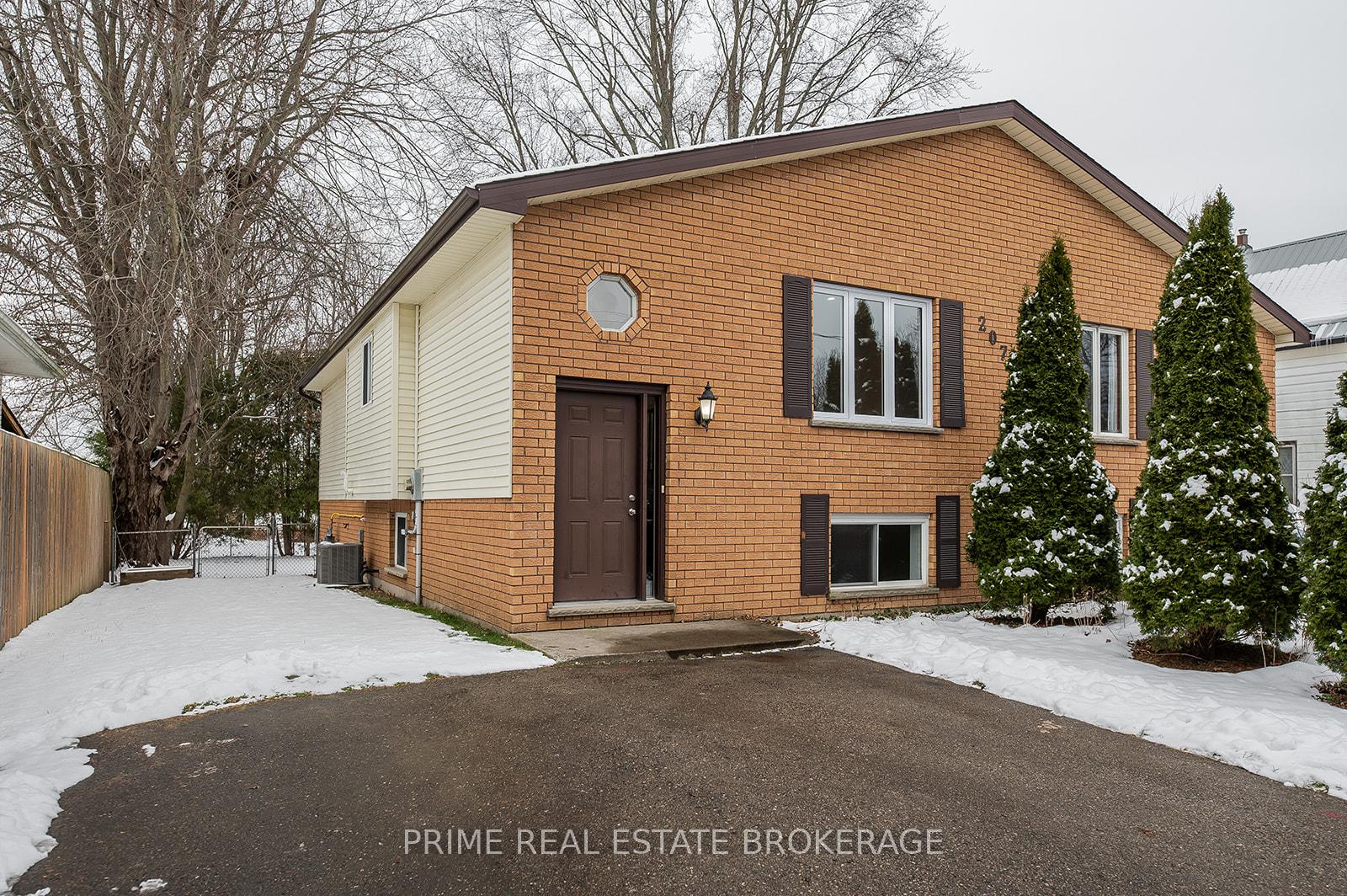 Photo 1 of 207 A Fourth Street, West Elgin, Rodney — HOMEH