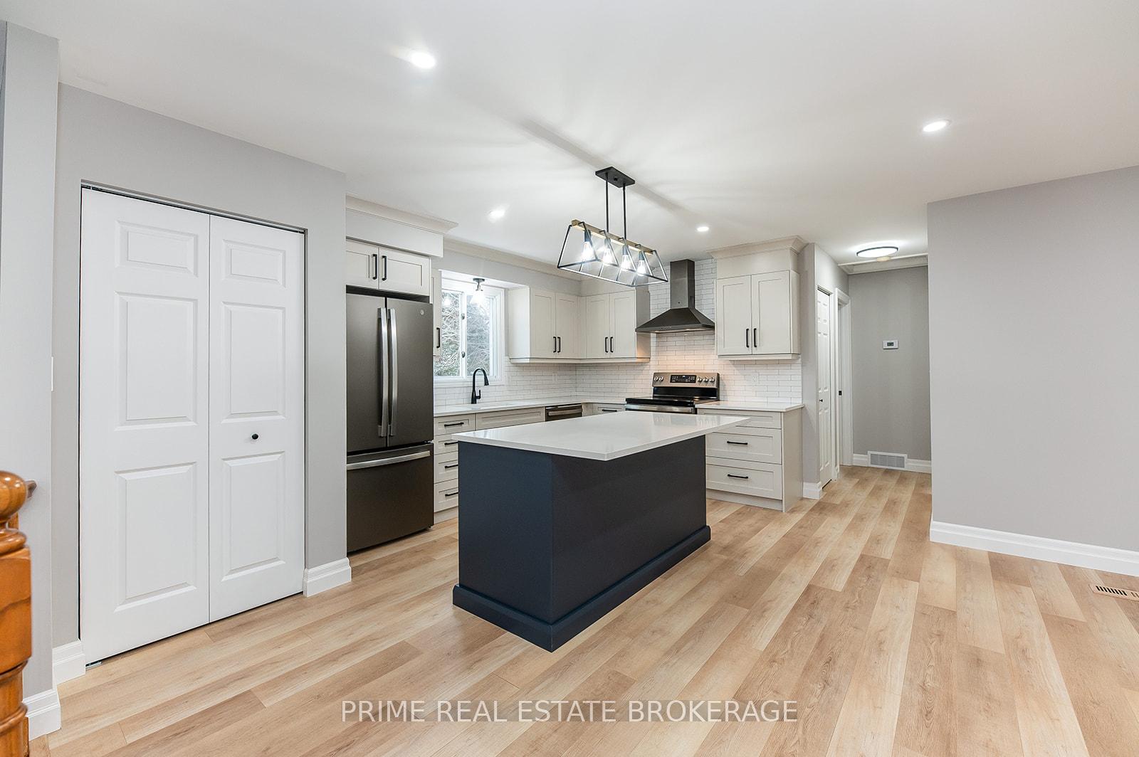 Photo 8 of 207 A Fourth Street, West Elgin, Rodney — HOMEH