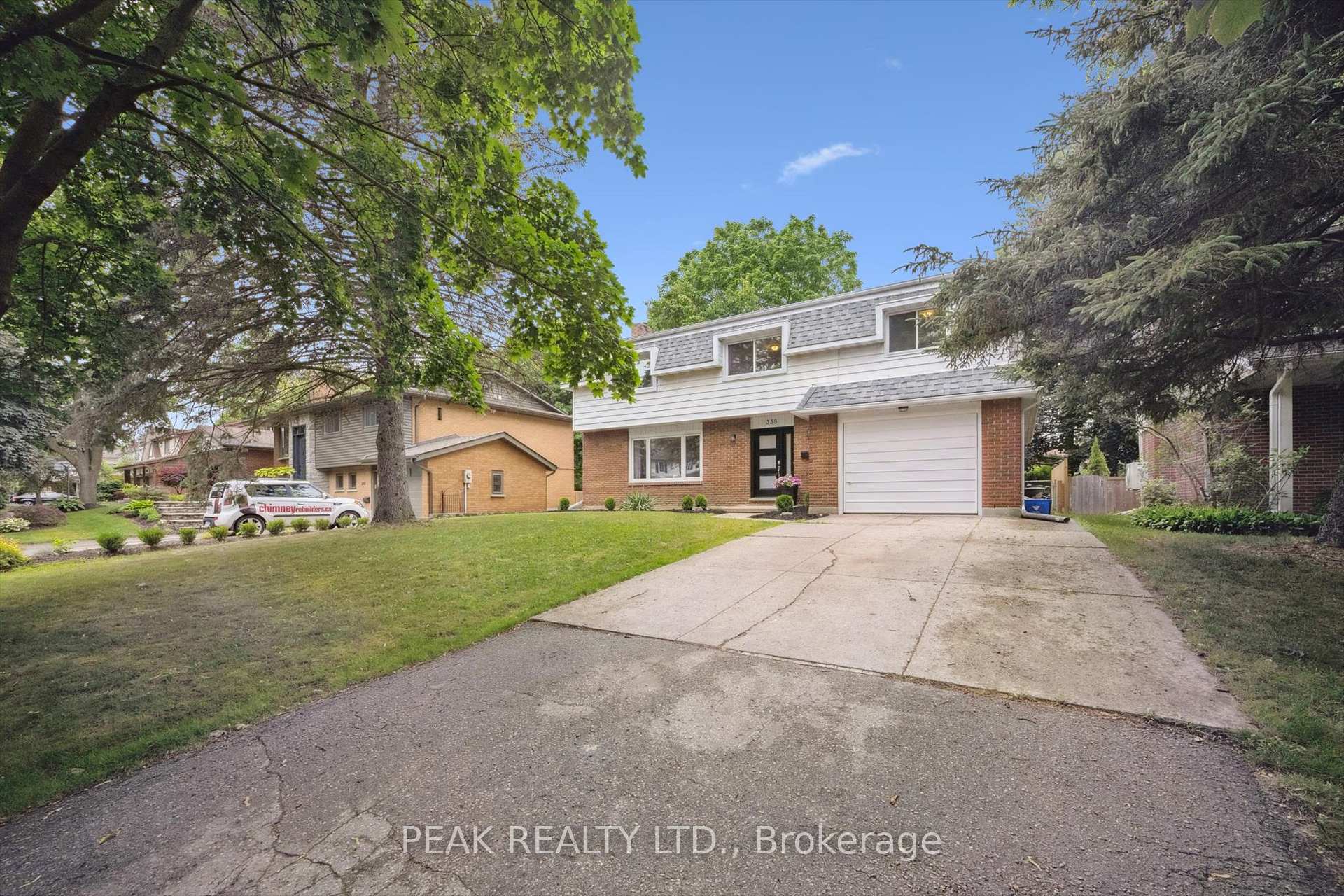 Photo 3 of 358 Craigleith Drive, Waterloo — HOMEH
