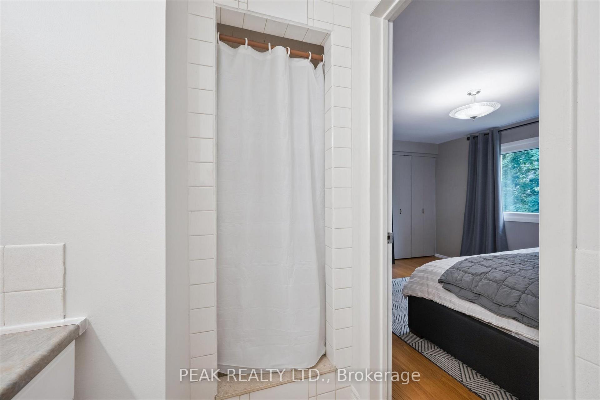 Photo 23 of 358 Craigleith Drive, Waterloo — HOMEH