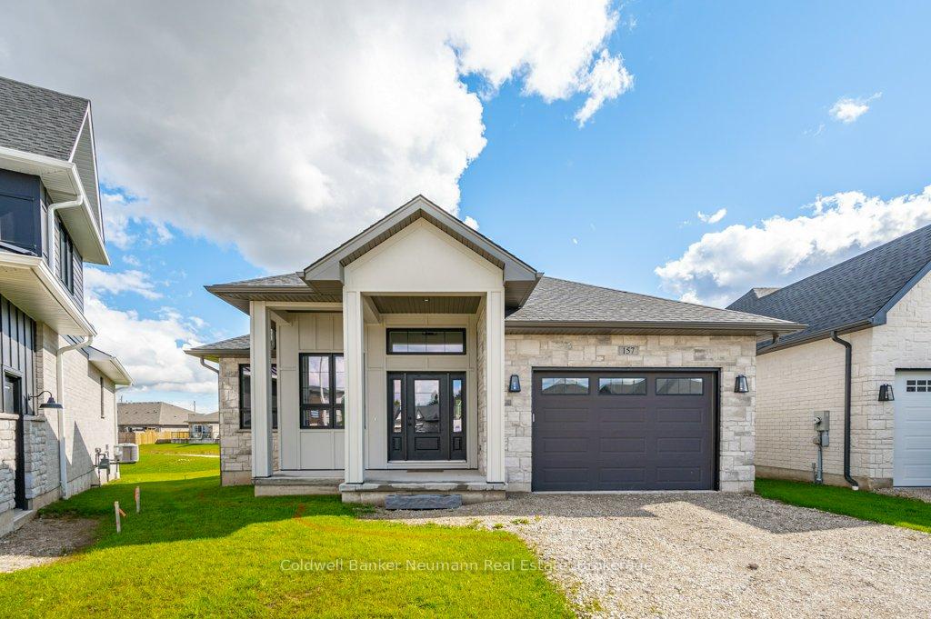 Front of 157 Jack'S Way