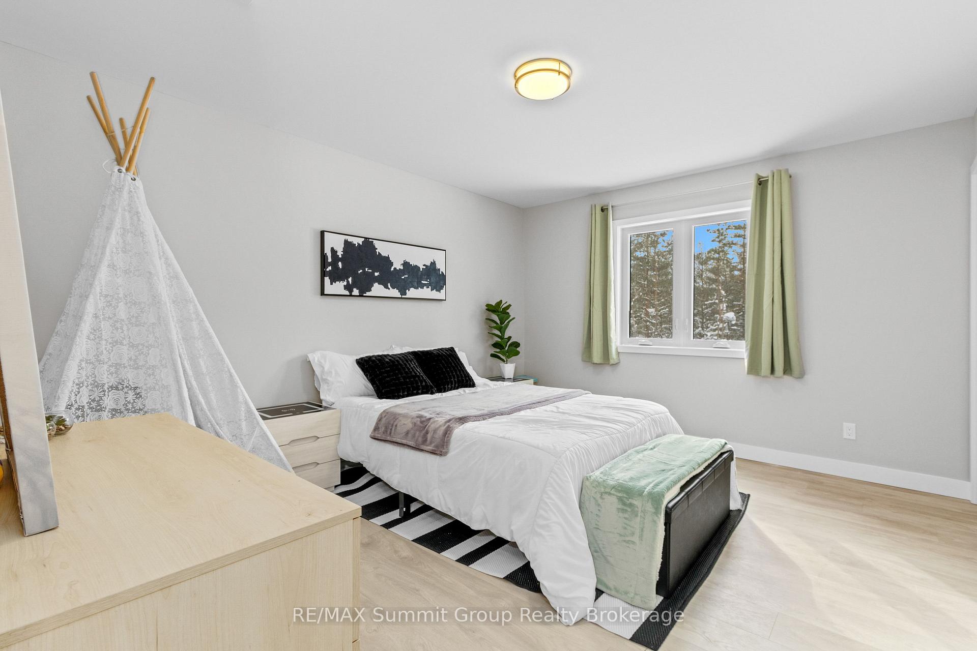 Photo 16 of 615690 Hamilton Lane, West Grey — HOMEH