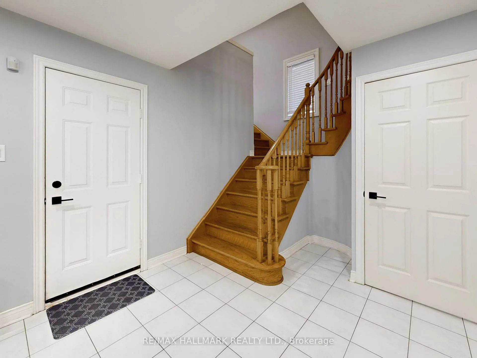 Photo 20 of 156 Stone Road, Aurora, Aurora Grove — HOMEH