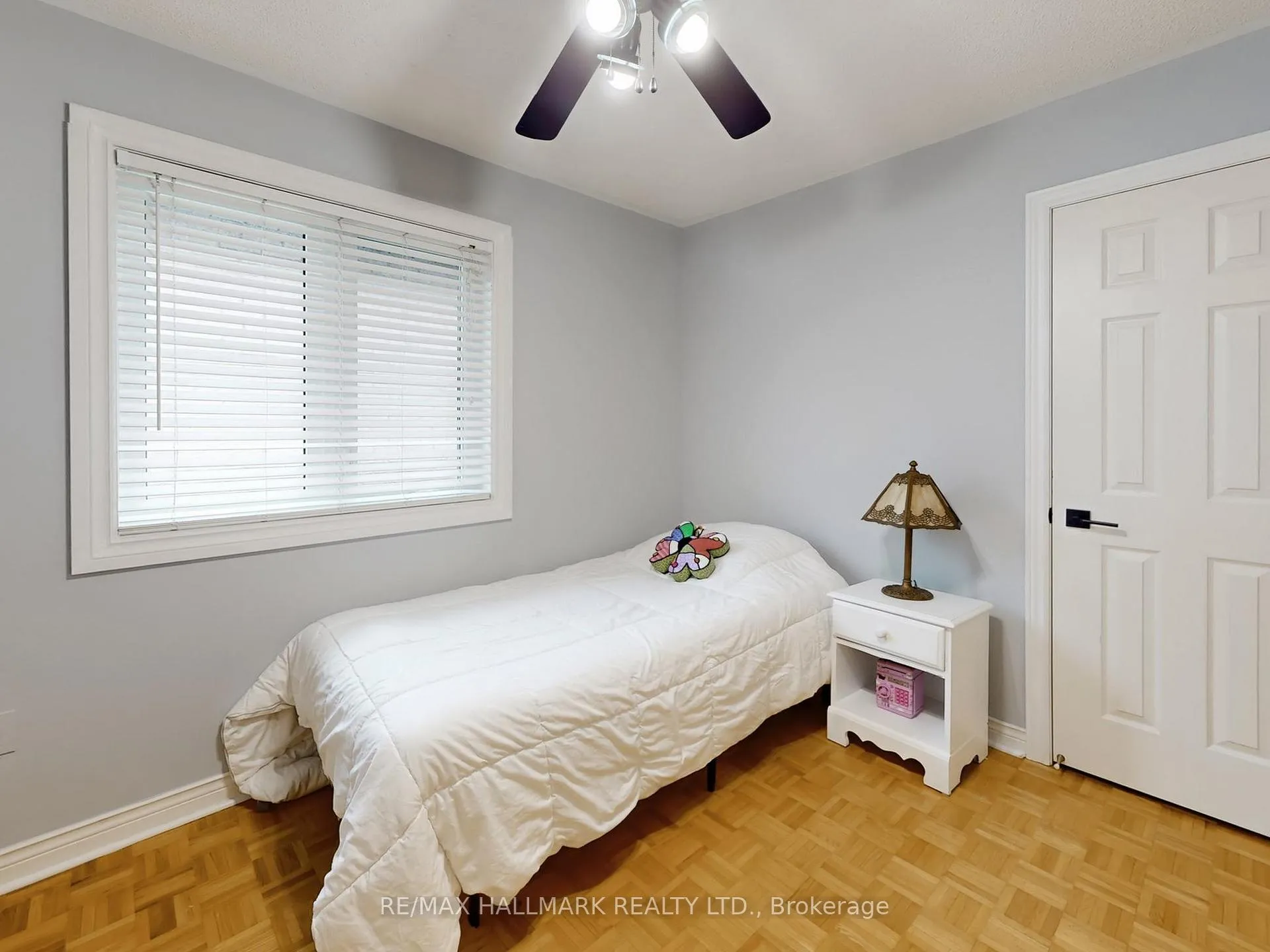 Photo 32 of 156 Stone Road, Aurora, Aurora Grove — HOMEH