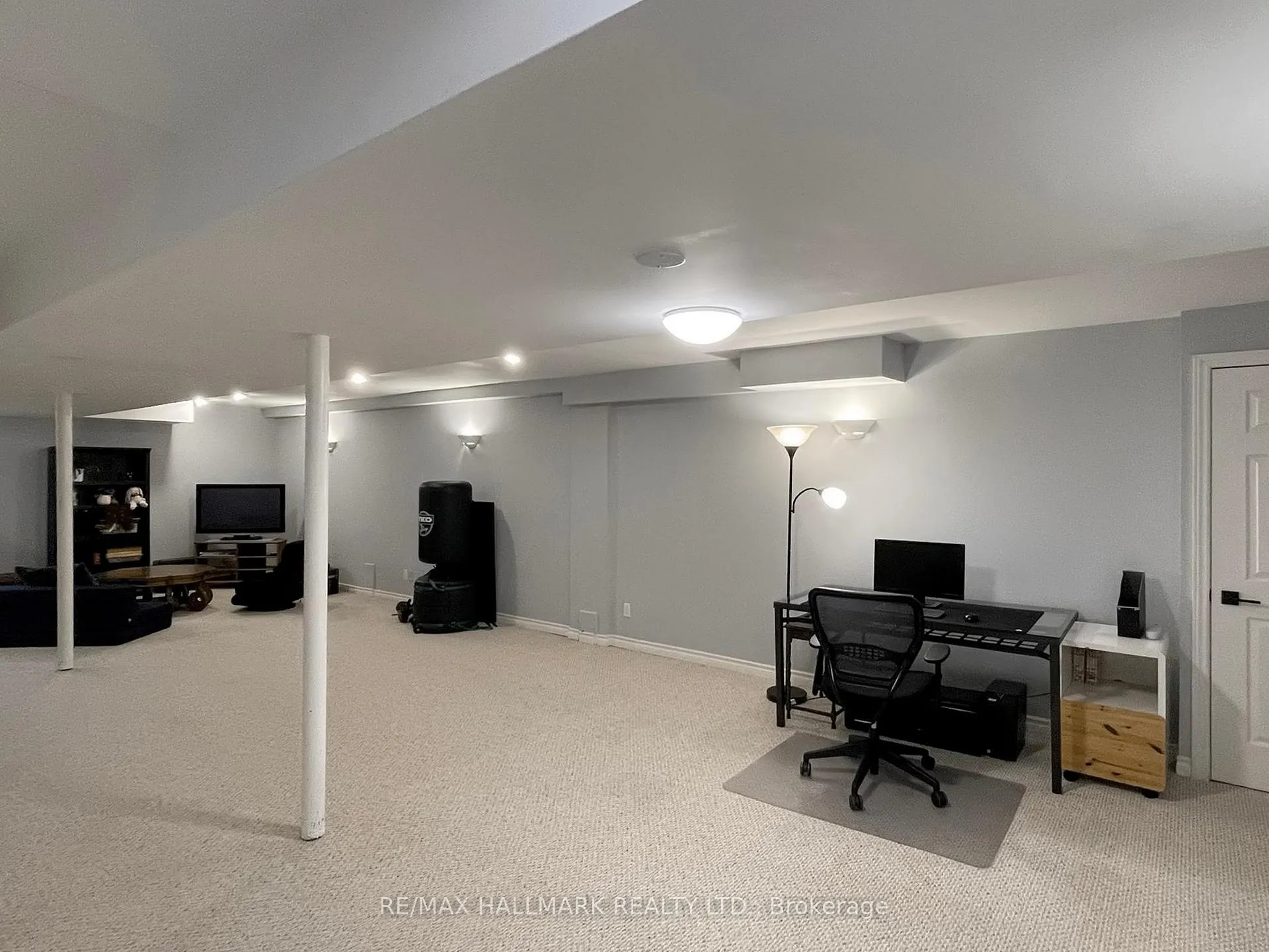 Photo 39 of 156 Stone Road, Aurora, Aurora Grove — HOMEH