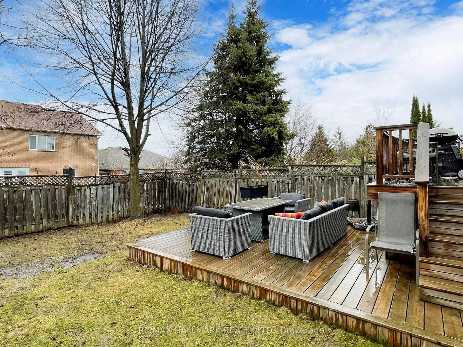 Photo 45 of 156 Stone Road, Aurora, Aurora Grove — HOMEH