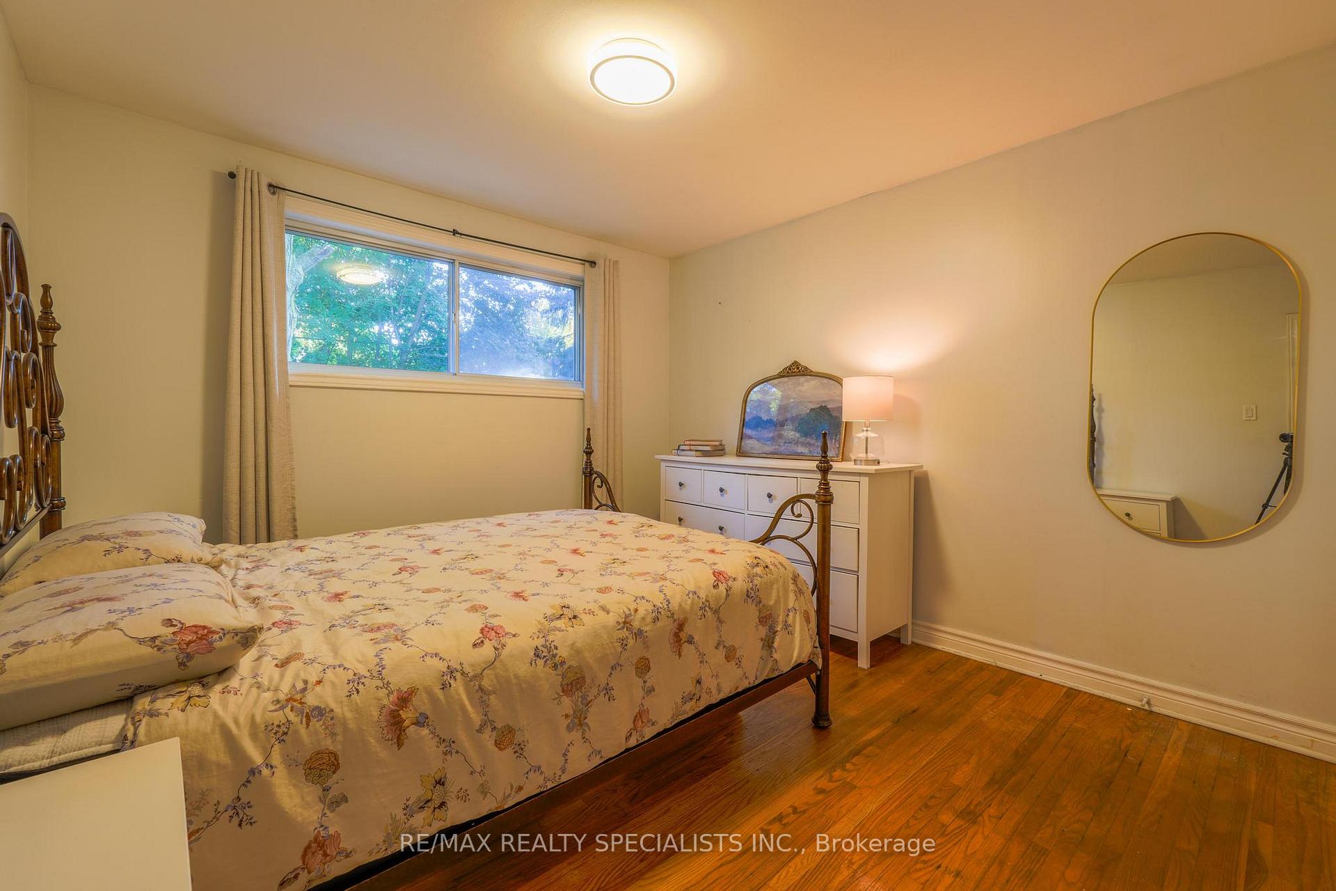 Photo 6 of 18 Corbett Crescent, Aurora, Aurora Highlands — HOMEH