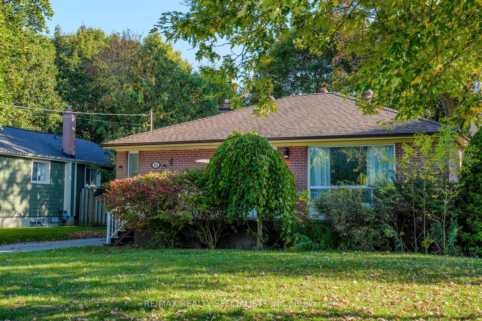 Photo 23 of 18 Corbett Crescent, Aurora, Aurora Highlands — HOMEH