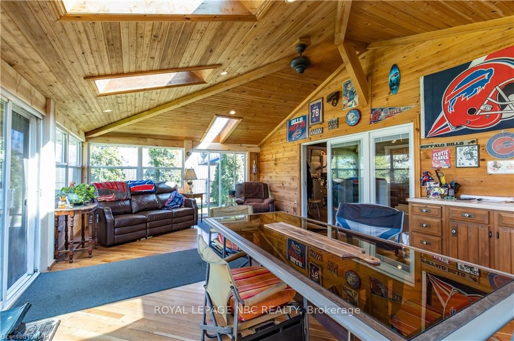 Photo 6 of 10576 Woodland Dr, Wainfleet, Lakeshore — HOMEH