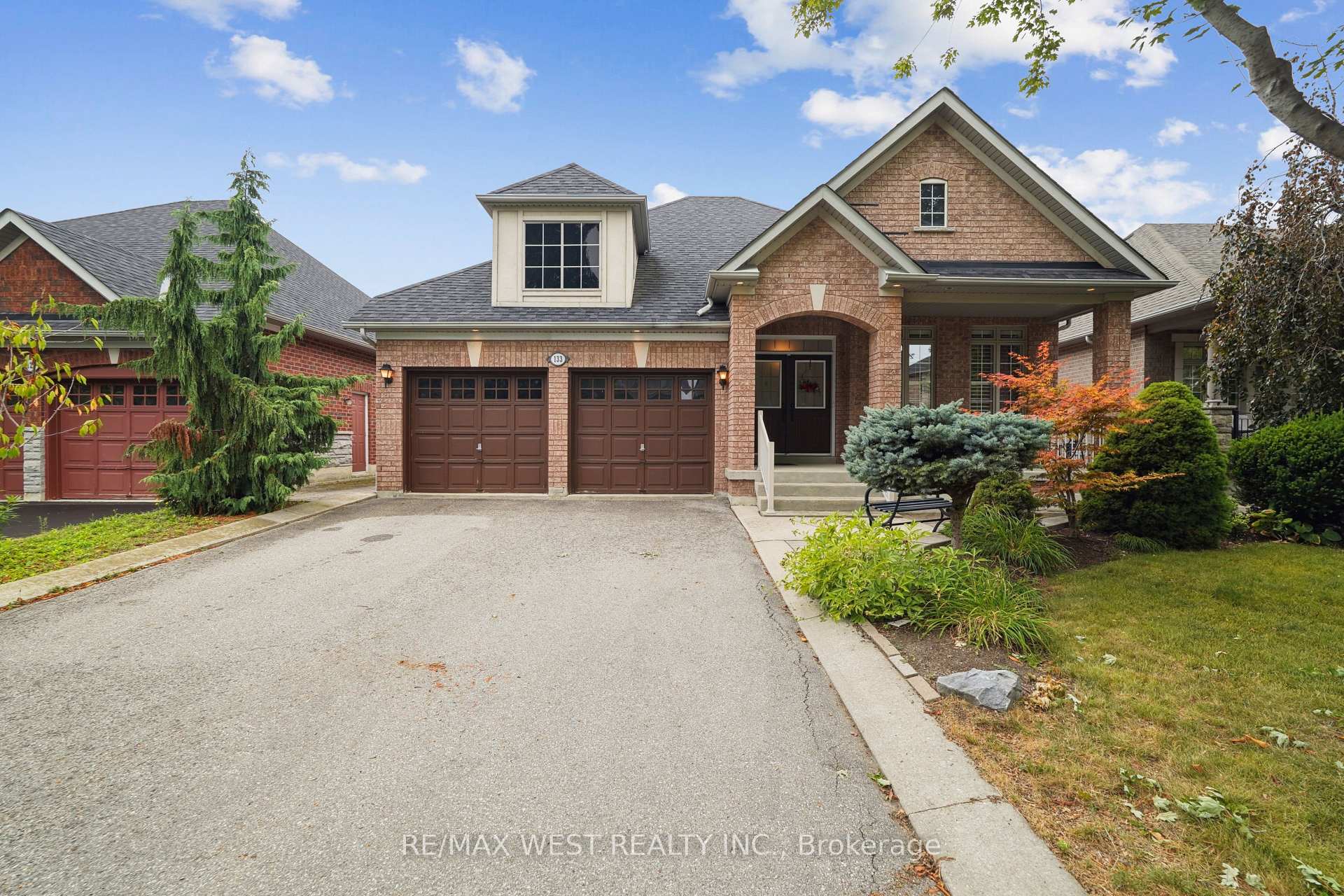 Photo 1 of 133 Cupola Crescent, Vaughan, Vellore Village — HOMEH
