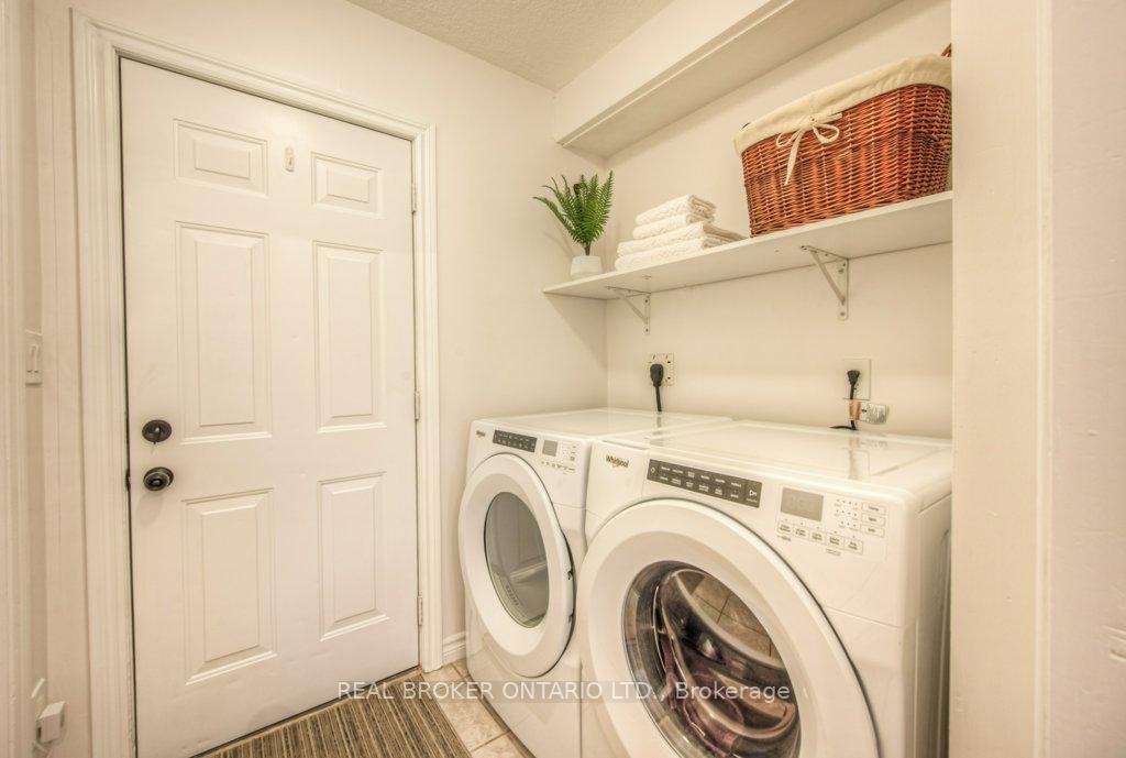Photo 20 of 511 Mariner Drive, Waterloo — HOMEH