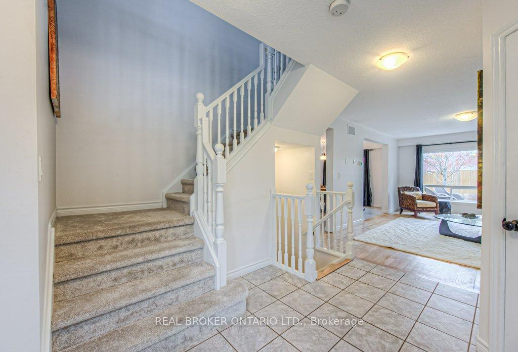 Photo 21 of 511 Mariner Drive, Waterloo — HOMEH