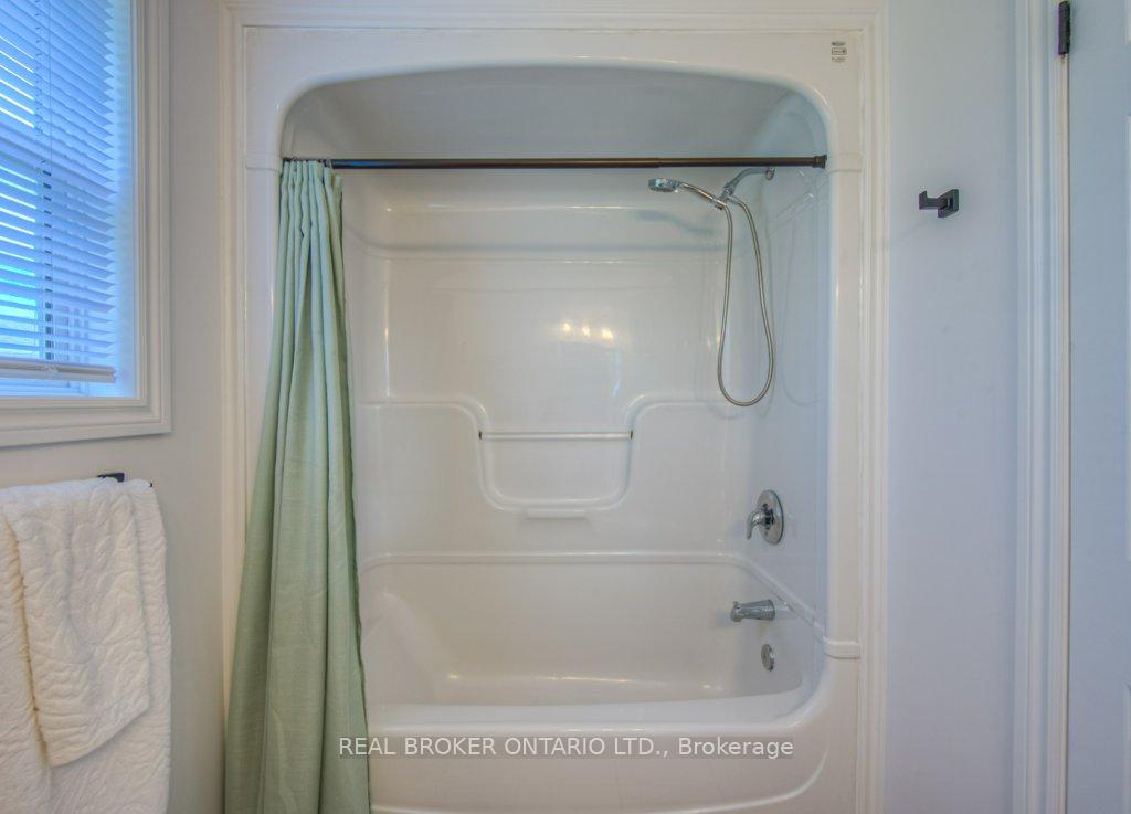 Photo 27 of 511 Mariner Drive, Waterloo — HOMEH