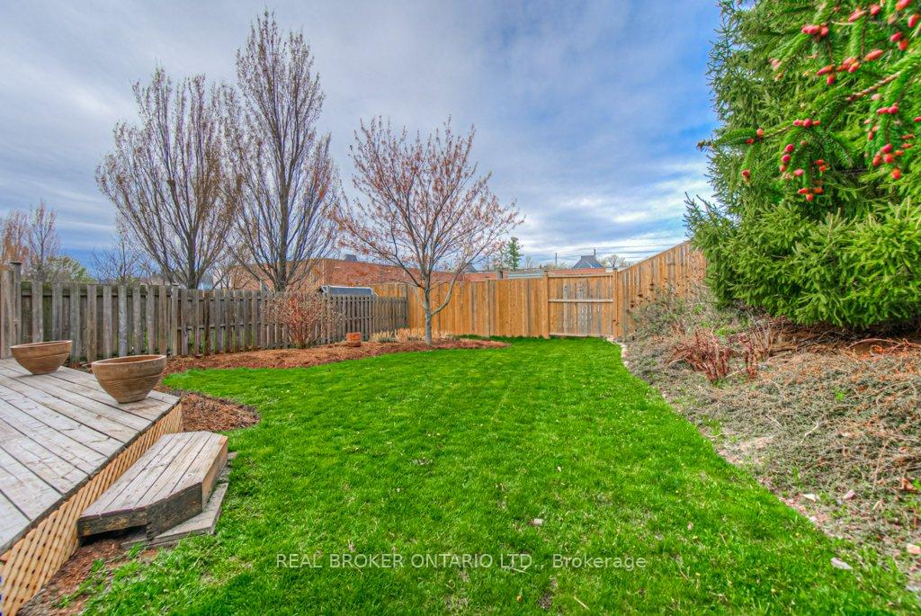 Photo 46 of 511 Mariner Drive, Waterloo — HOMEH