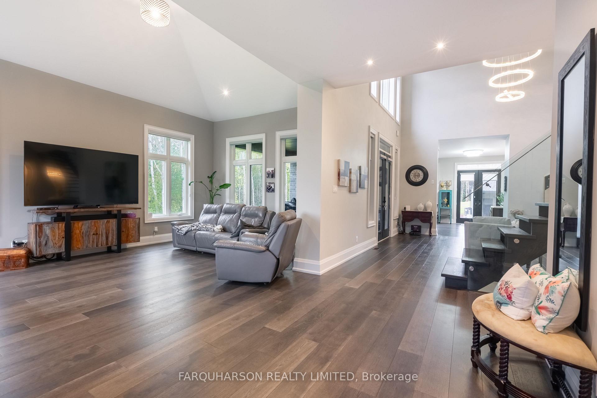 Photo 12 of 280 Davis Drive, Uxbridge, Rural Uxbridge — HOMEH