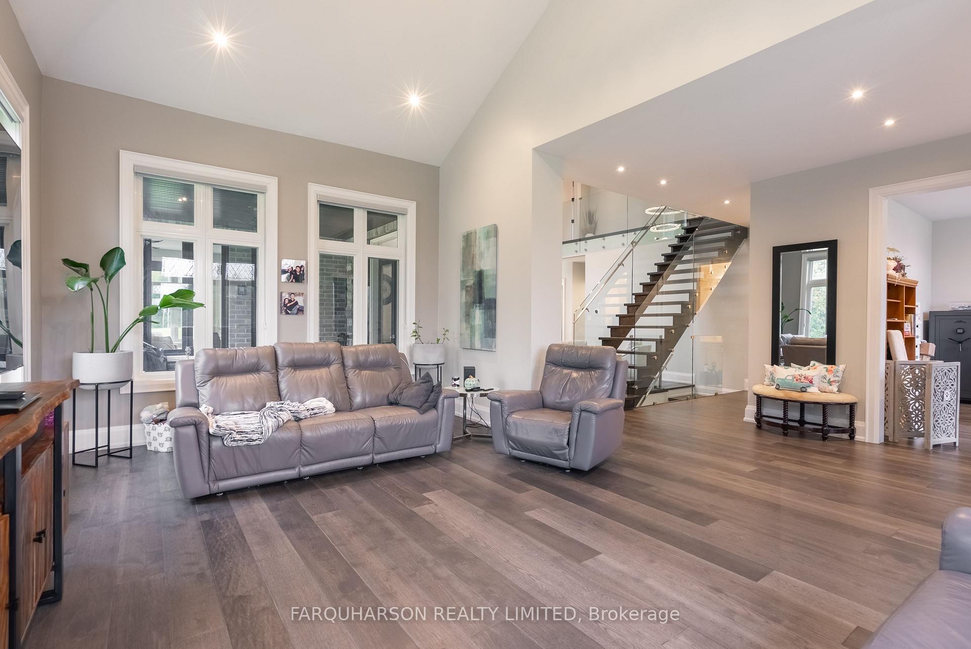 Photo 13 of 280 Davis Drive, Uxbridge, Rural Uxbridge — HOMEH