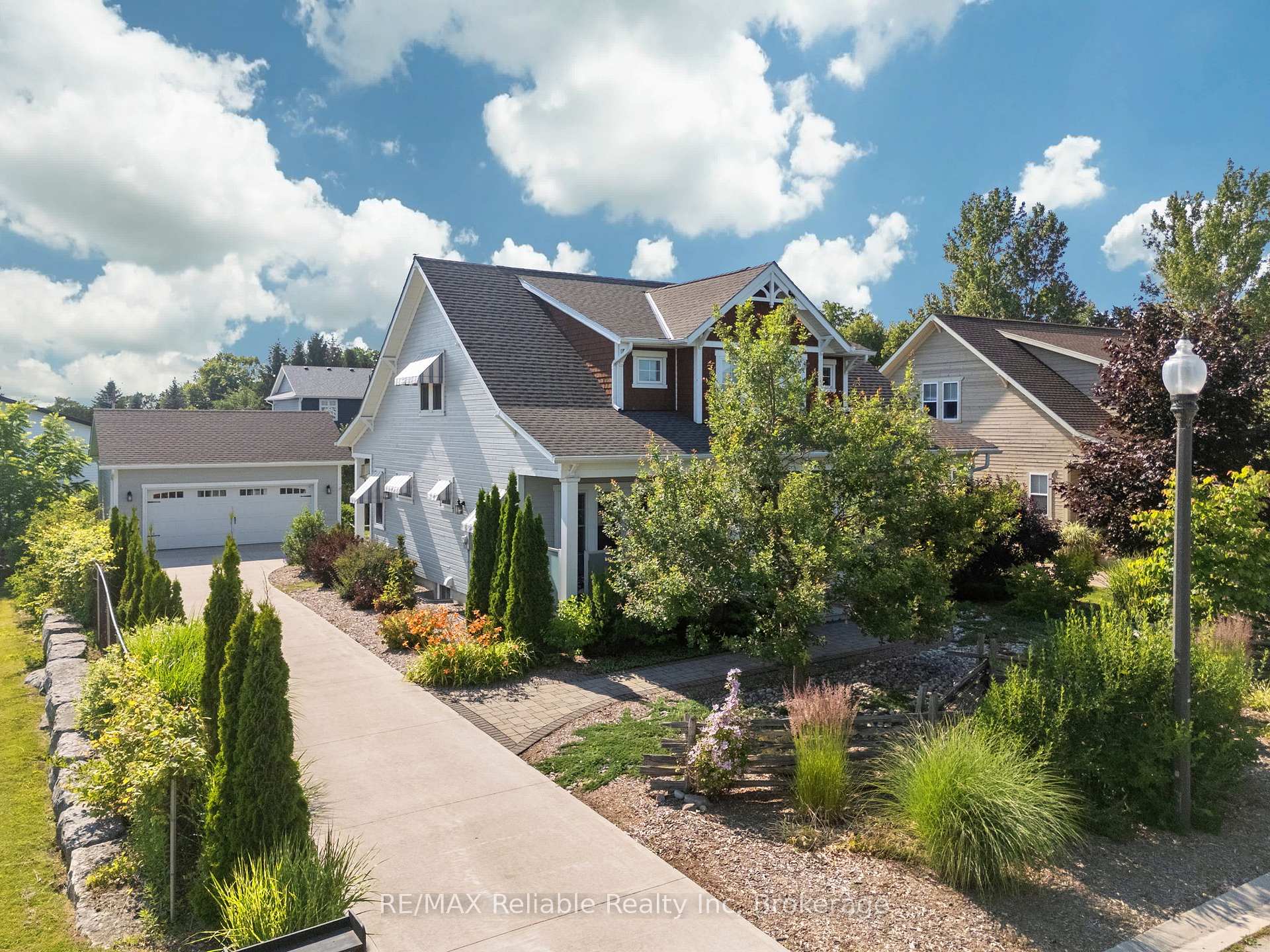 Photo 1 of 32 Thimbleweed Drive, Bluewater, Bayfield — HOMEH