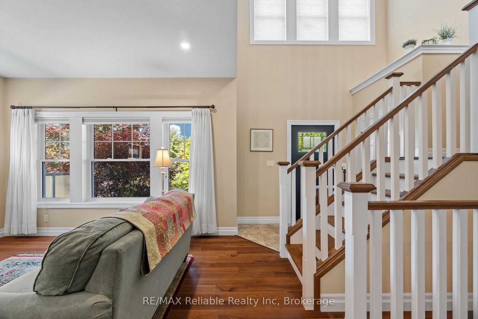 Photo 2 of 32 Thimbleweed Drive, Bluewater, Bayfield — HOMEH