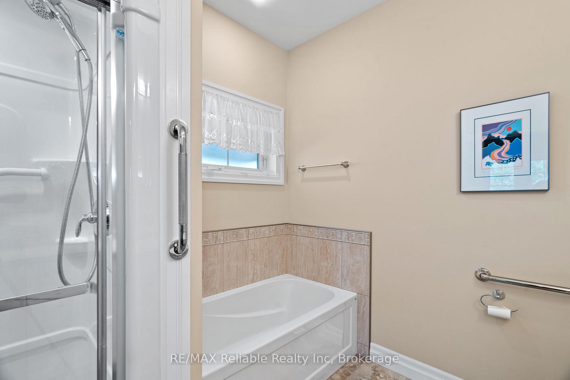 Photo 13 of 32 Thimbleweed Drive, Bluewater, Bayfield — HOMEH