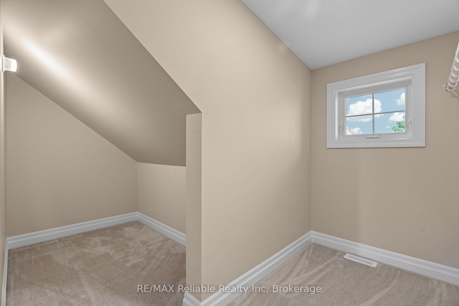 Photo 25 of 32 Thimbleweed Drive, Bluewater, Bayfield — HOMEH