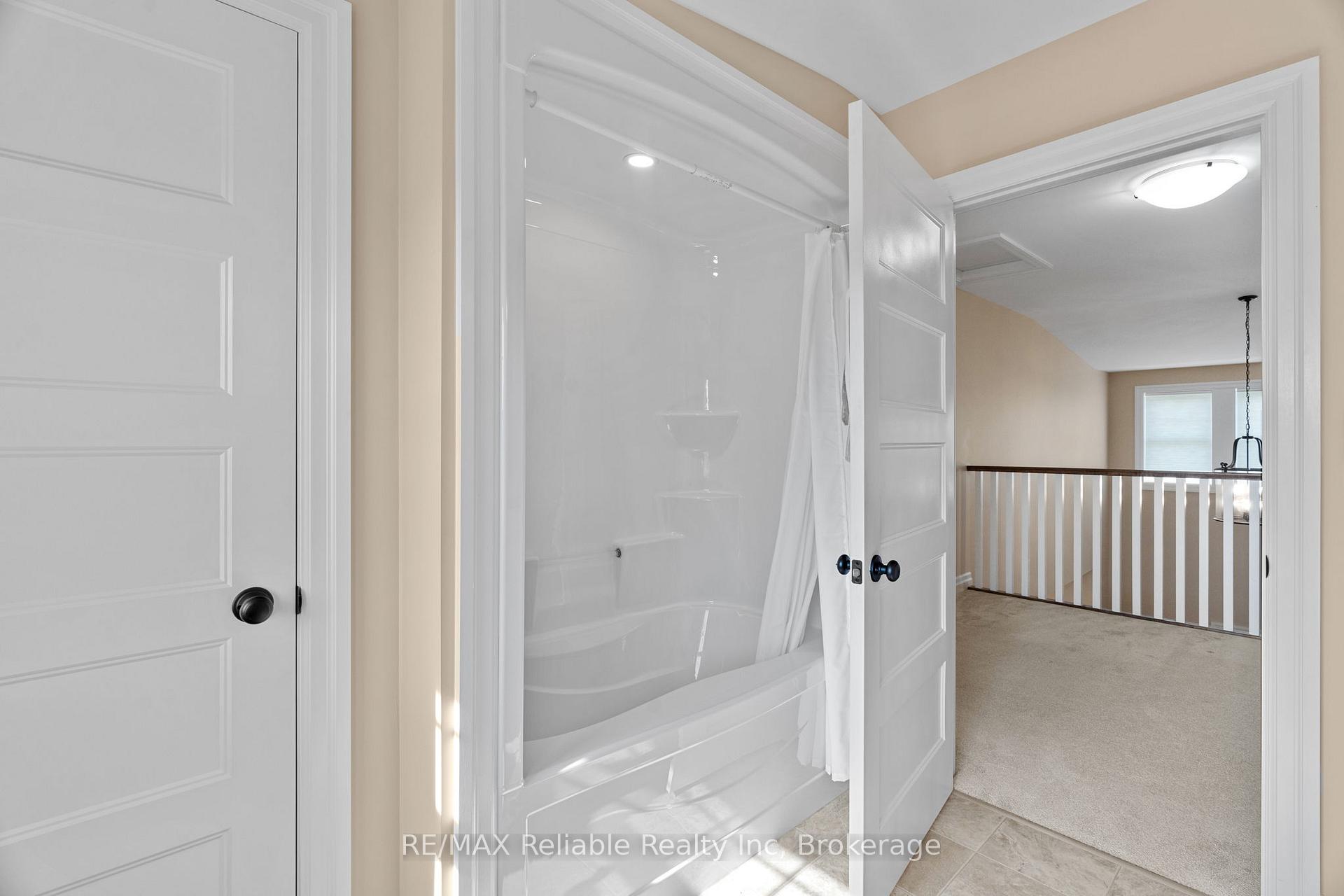 Photo 22 of 32 Thimbleweed Drive, Bluewater, Bayfield — HOMEH