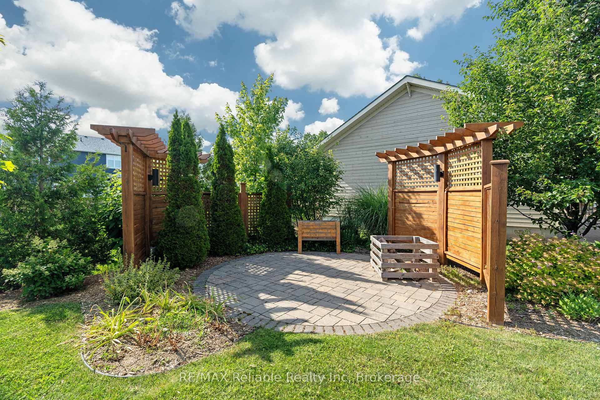 Photo 31 of 32 Thimbleweed Drive, Bluewater, Bayfield — HOMEH