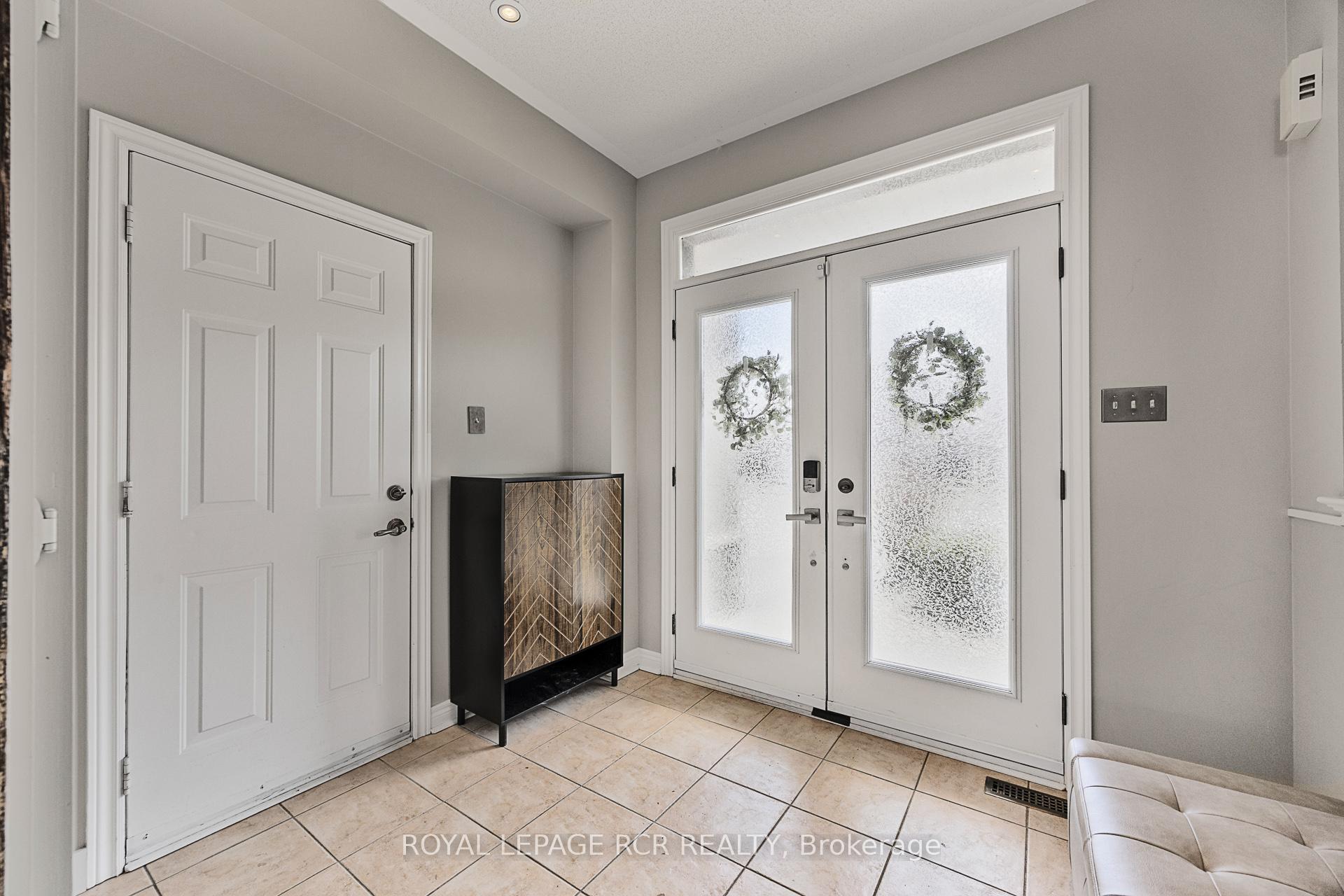 Photo 9 of 38 Brownscombe Crescent, Uxbridge — HOMEH