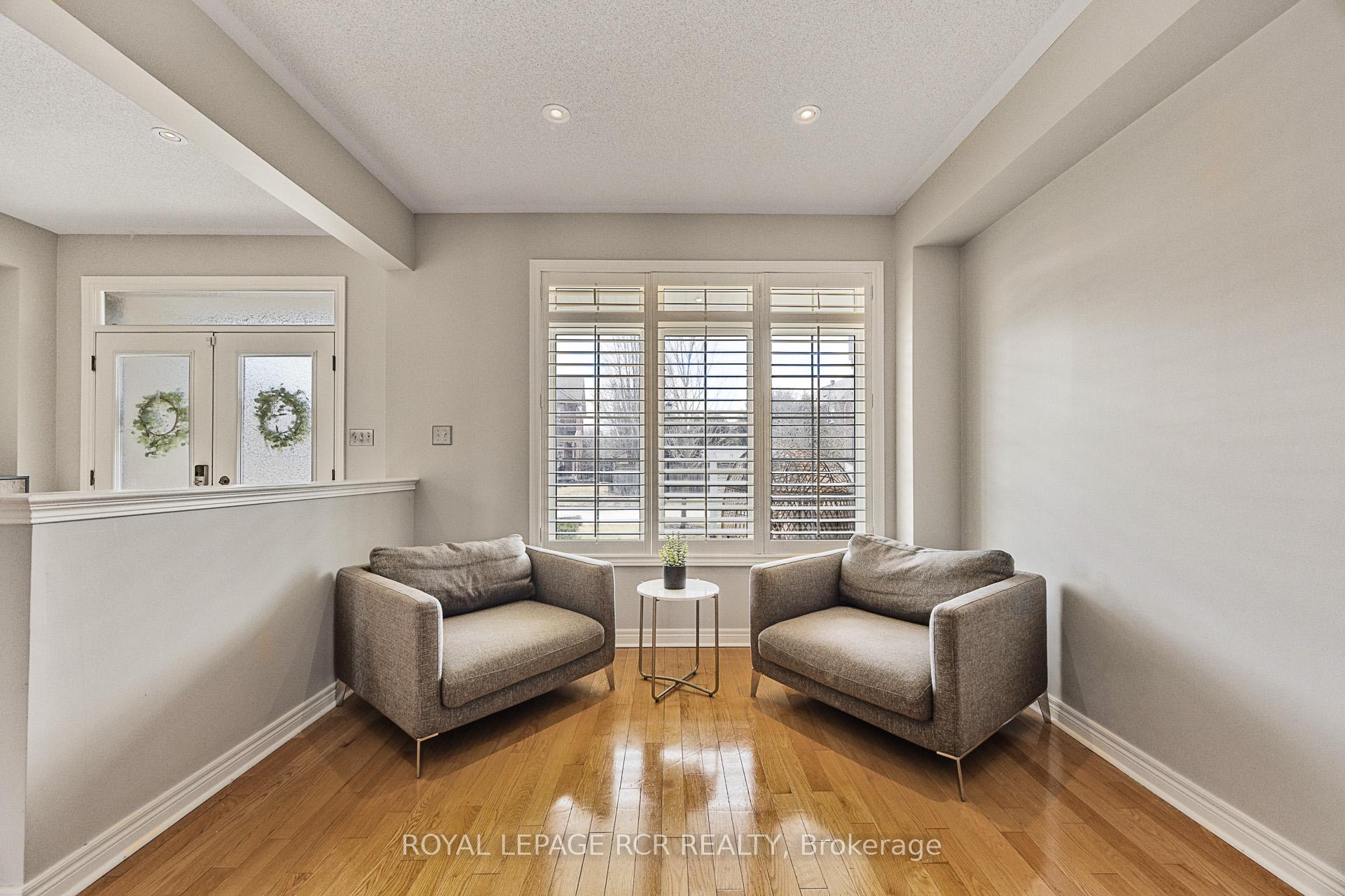 Photo 11 of 38 Brownscombe Crescent, Uxbridge — HOMEH